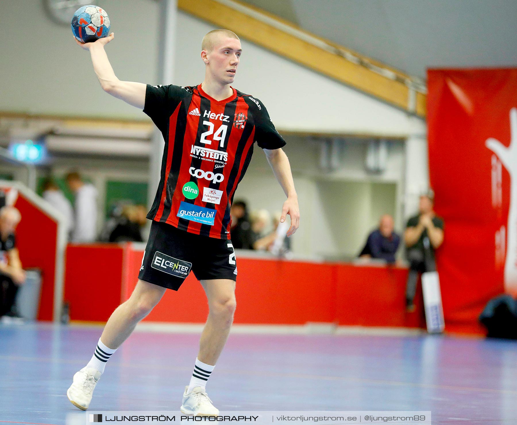 HK Country-HP Skövde 90 27-16,herr,Skövde Idrottshall,Skövde,Sverige,Handboll,,2019,228962