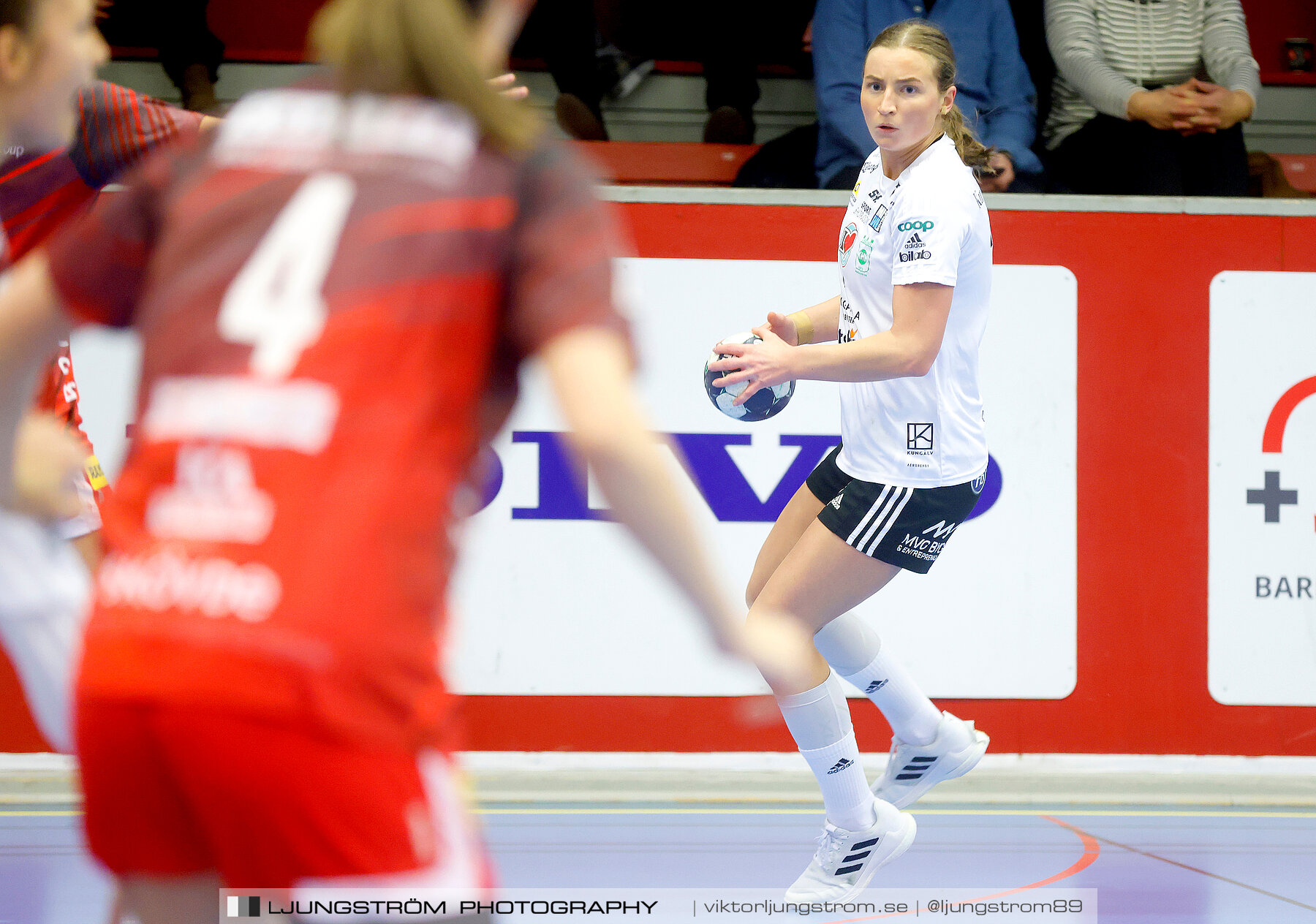 Skövde HF-Kungälvs HK 27-34,dam,Skövde Idrottshall,Skövde,Sverige,Handboll,,2022,277297