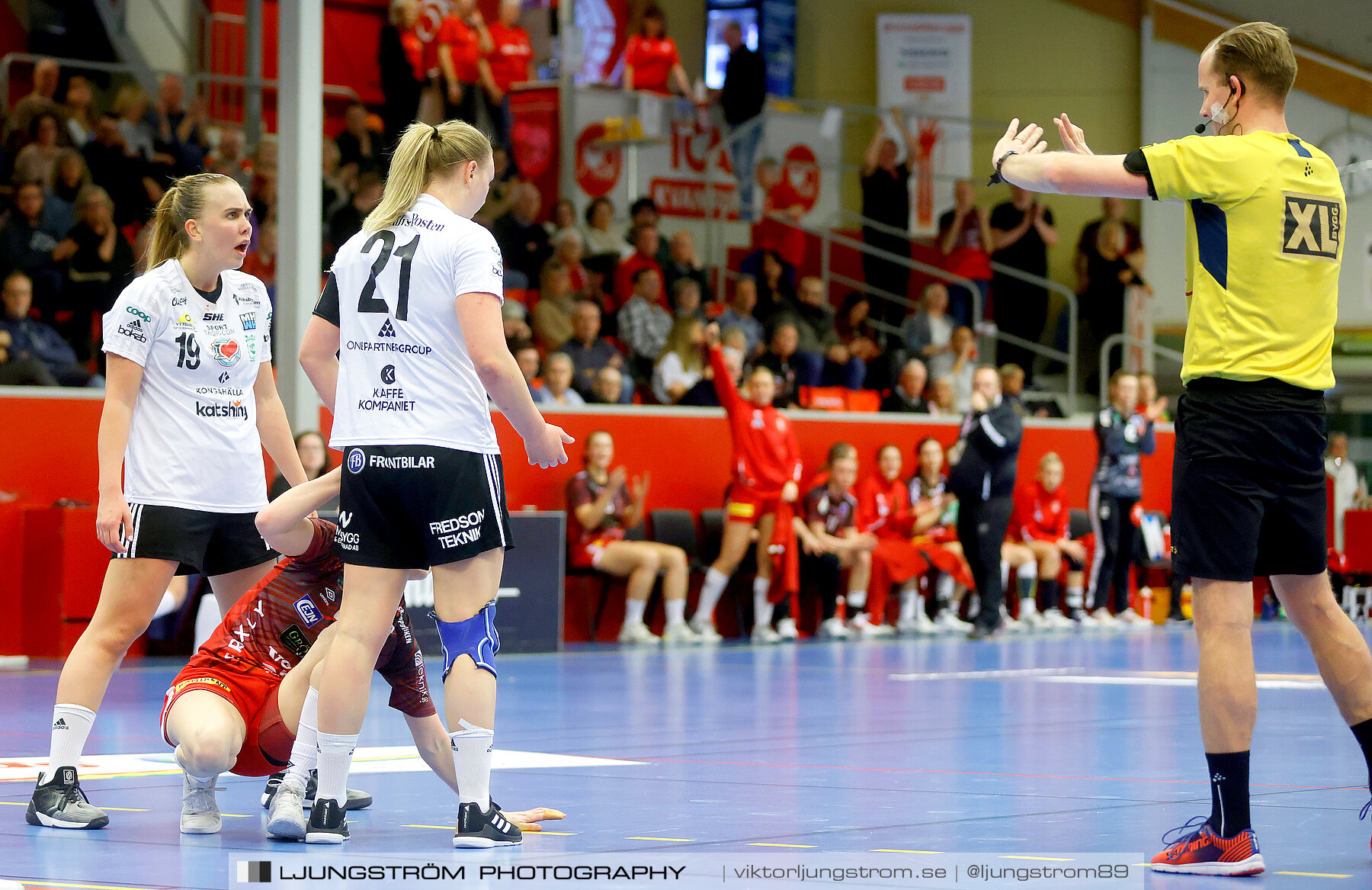 Skövde HF-Kungälvs HK 27-34,dam,Skövde Idrottshall,Skövde,Sverige,Handboll,,2022,277376