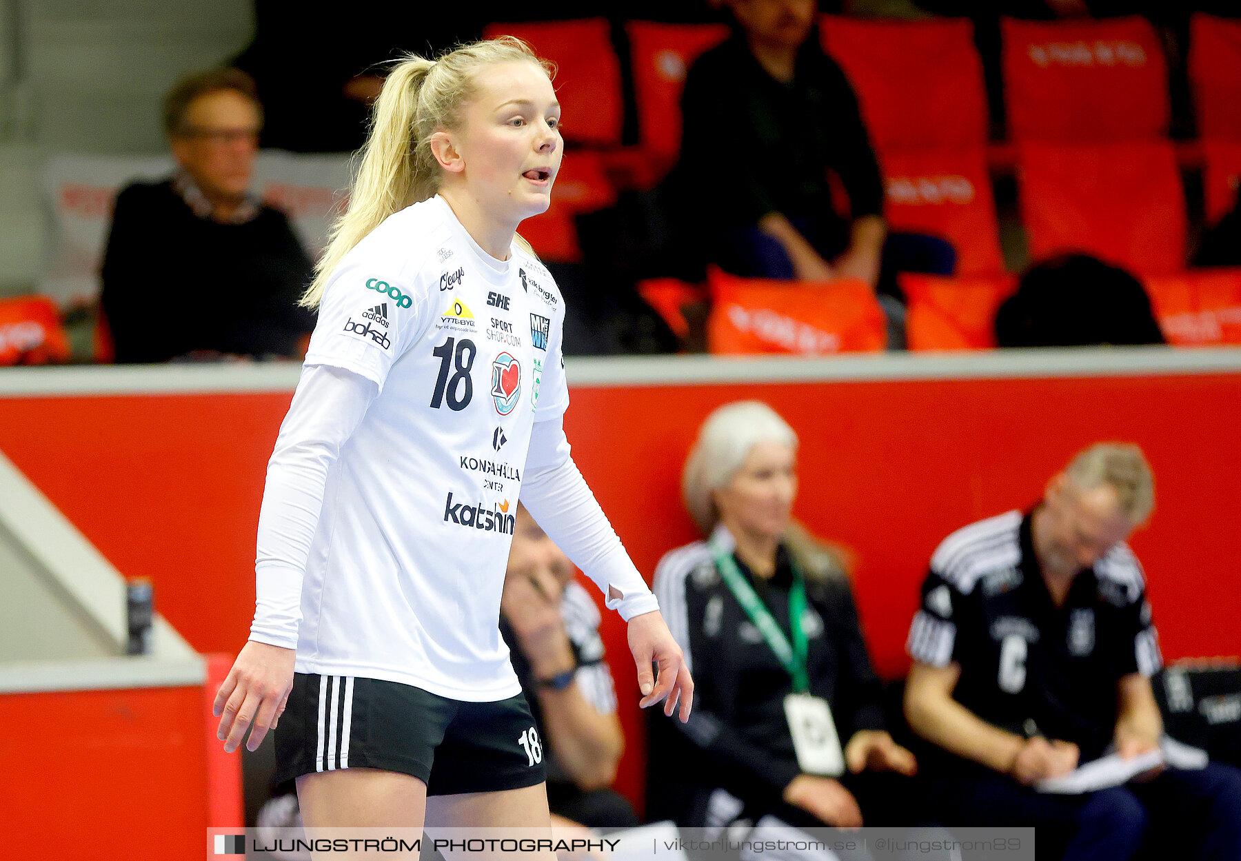 Skövde HF-Kungälvs HK 27-34,dam,Skövde Idrottshall,Skövde,Sverige,Handboll,,2022,277380