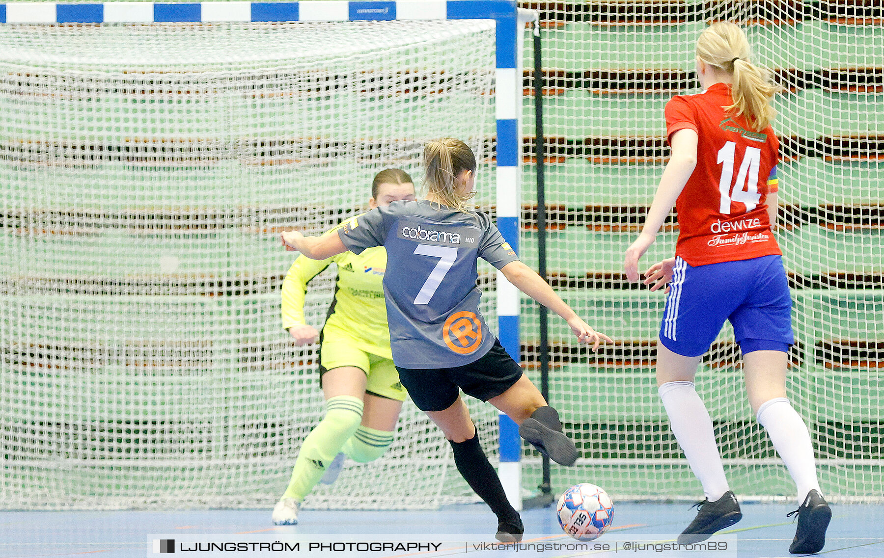 Skövde Futsalcup 2022 Damer Falköping Futsal Club-IFK Wreta Kloster 2 4-0,dam,Arena Skövde,Skövde,Sverige,Futsal,,2022,297587