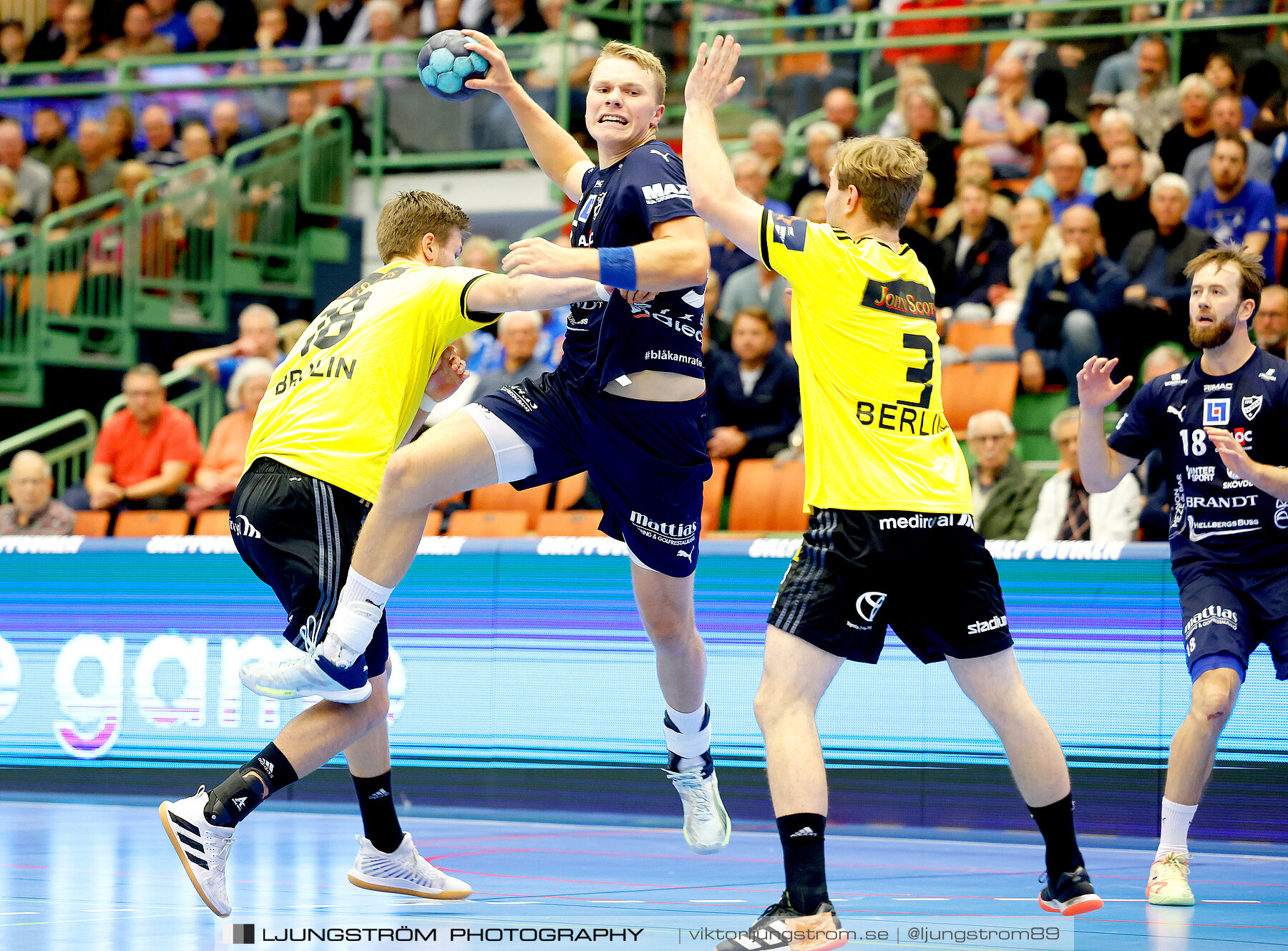 IFK Skövde HK-IK Sävehof 33-30,herr,Arena Skövde,Skövde,Sverige,Handboll,,2023,318668