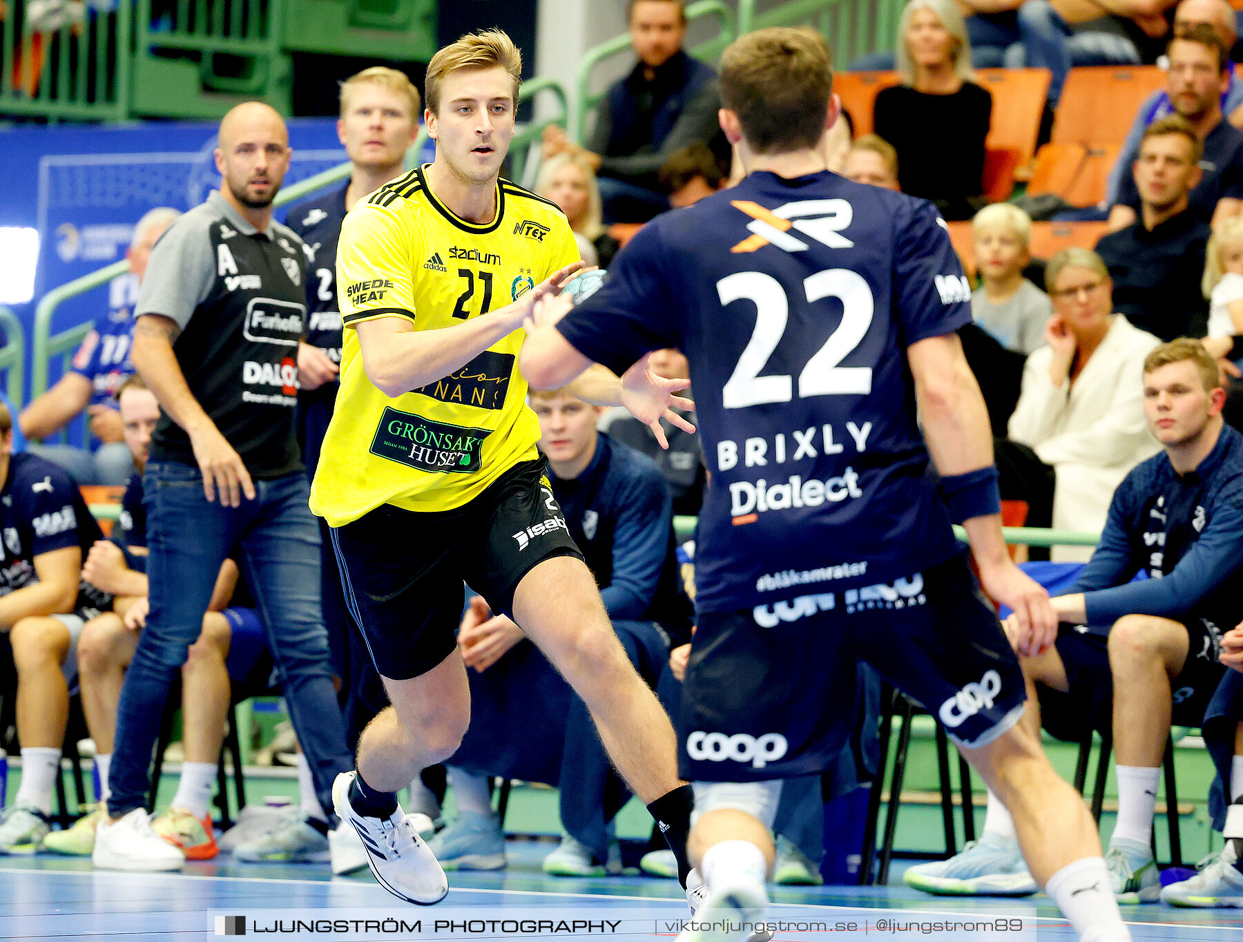 IFK Skövde HK-IK Sävehof 33-30,herr,Arena Skövde,Skövde,Sverige,Handboll,,2023,318782