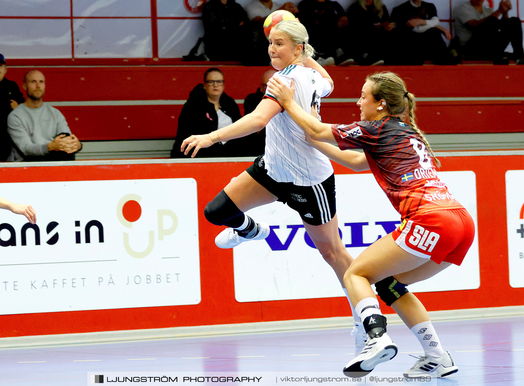 ATG Svenska Cupen 1/8-final 2 Skövde HF-OV Helsingborg HK 34-19,dam,Skövde Idrottshall,Skövde,Sverige,Handboll,,2023,318918