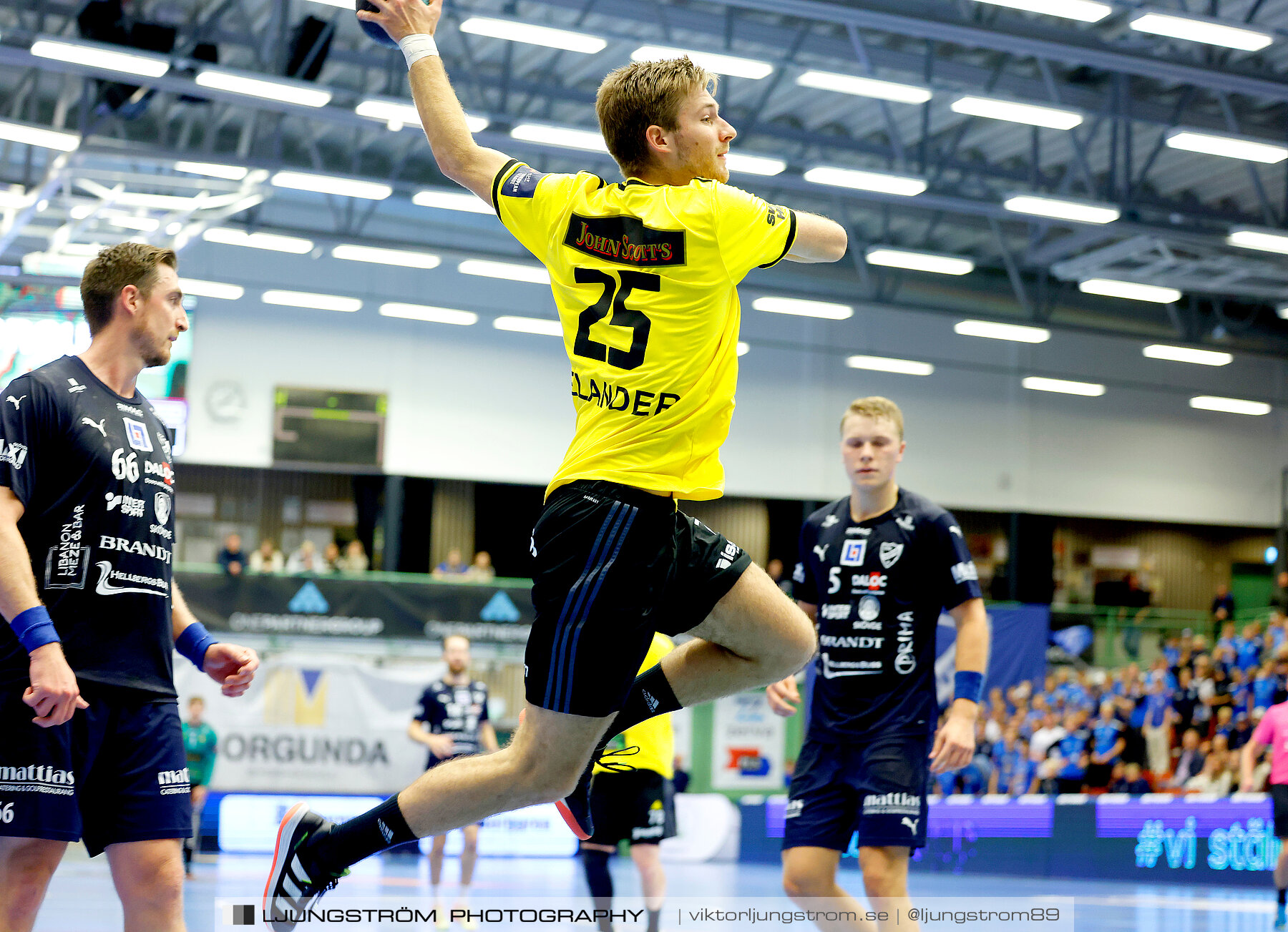 IFK Skövde HK-IK Sävehof 33-30,herr,Arena Skövde,Skövde,Sverige,Handboll,,2023,319139