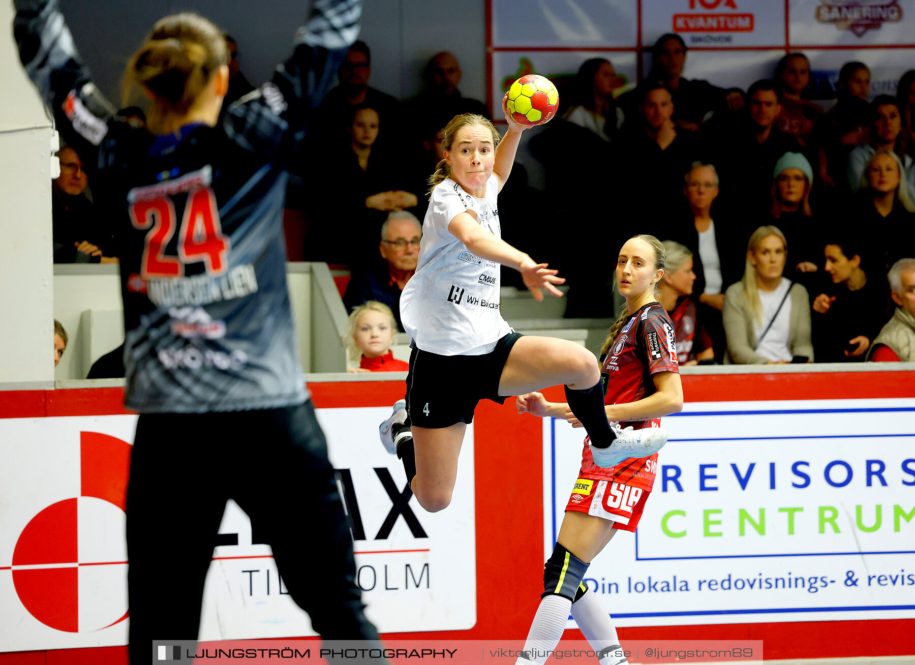 Skövde HF-Önnereds HK 25-24,dam,Skövde Idrottshall,Skövde,Sverige,Handboll,,2023,320646