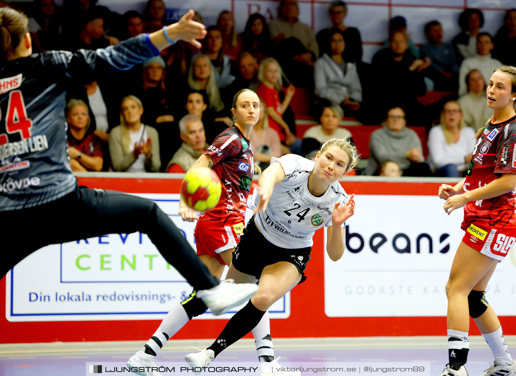 Skövde HF-Önnereds HK 25-24,dam,Skövde Idrottshall,Skövde,Sverige,Handboll,,2023,320679