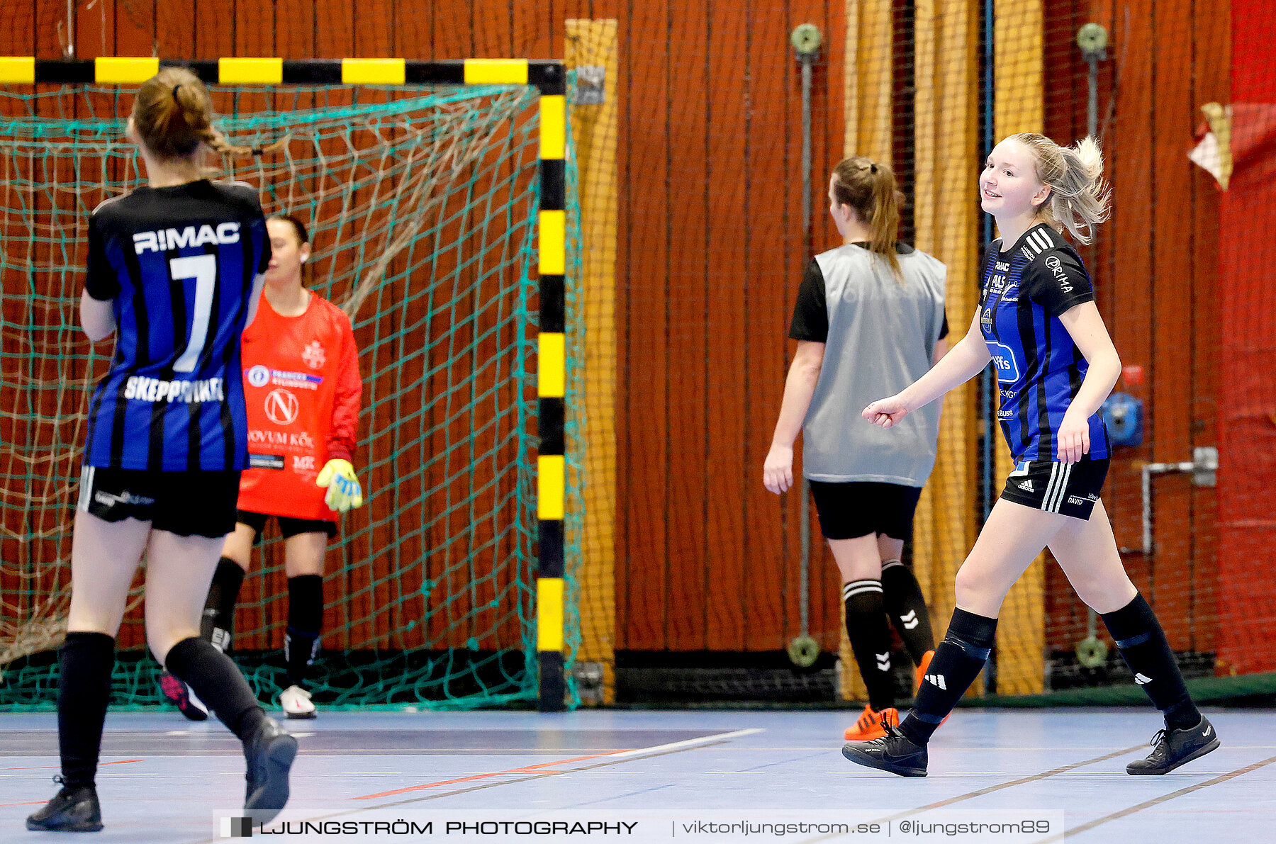 Dina-cupen 2024 1 4-final Skövde KIK-Falköpings FC 2 2-0,dam,Idrottshallen,Töreboda,Sverige,Futsal,,2024,326008