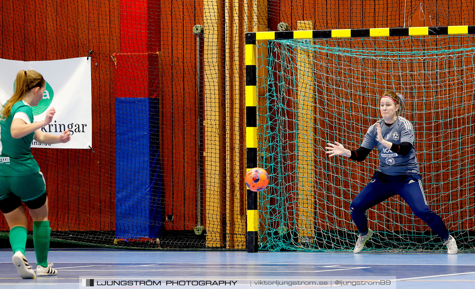 Dina-cupen 2024 1 4-final Mariestads BoIS FF-Våmbs IF 6-5,dam,Idrottshallen,Töreboda,Sverige,Futsal,,2024,326136