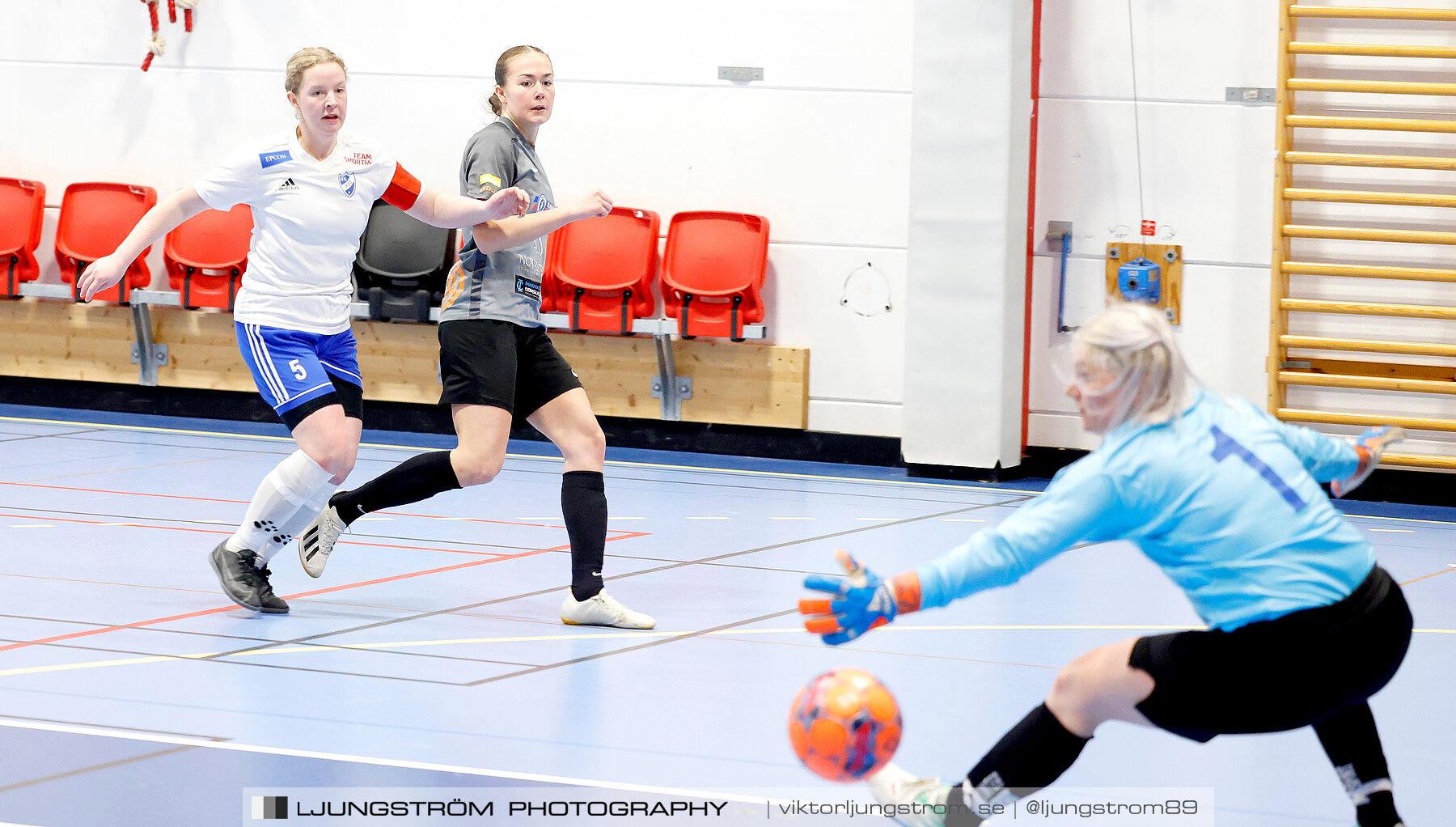 Dina-cupen 2024 1 2-final Falköpings FC 1-IFK Hjo 2-0,dam,Idrottshallen,Töreboda,Sverige,Futsal,,2024,326364