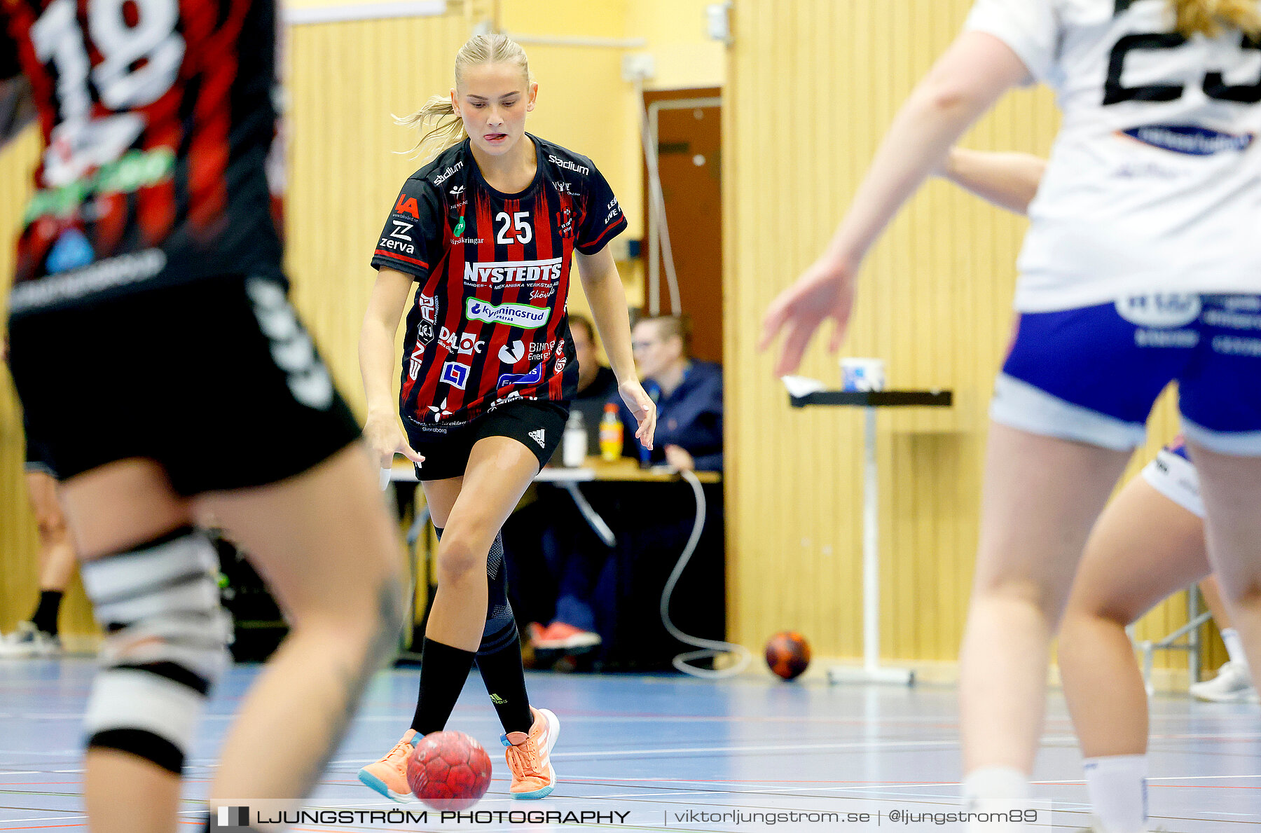 HK Country-Alingsås HK B 21-16,dam,Arena Skövde,Skövde,Sverige,Handboll,,2024,326554