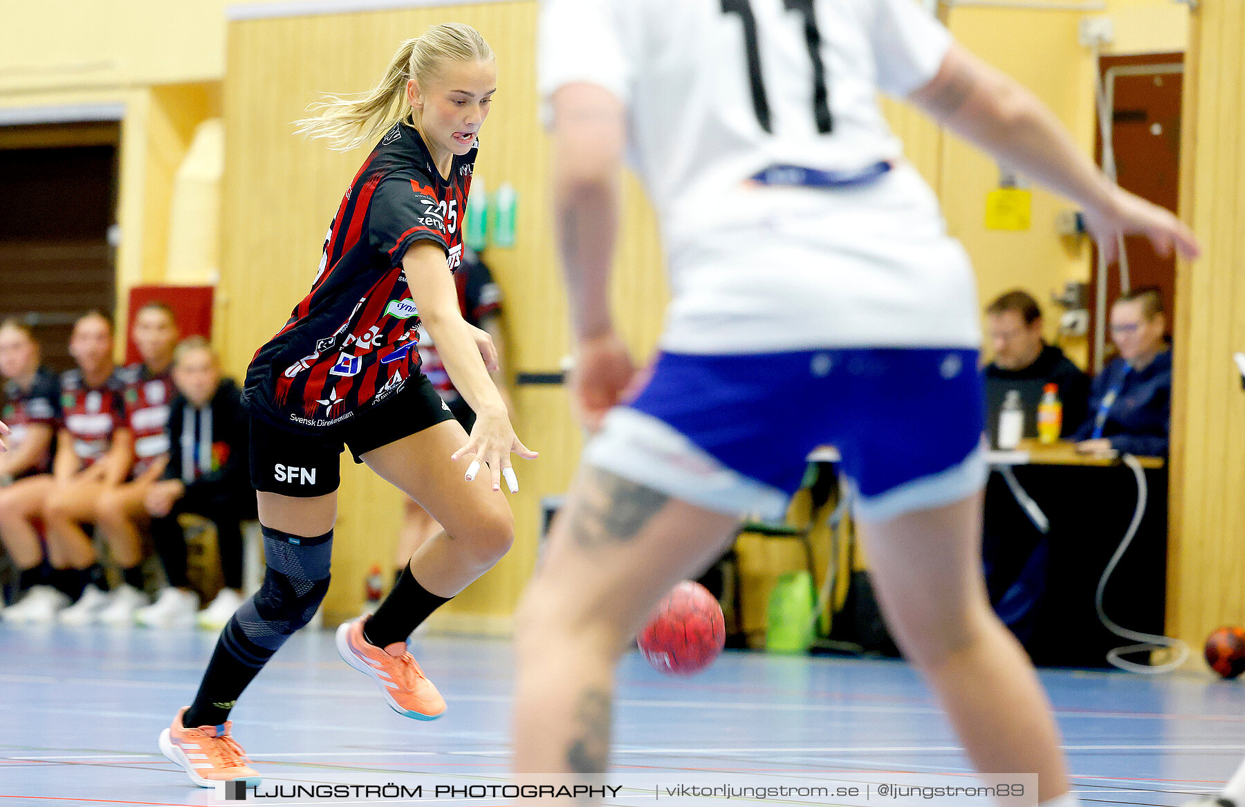 HK Country-Alingsås HK B 21-16,dam,Arena Skövde,Skövde,Sverige,Handboll,,2024,326559