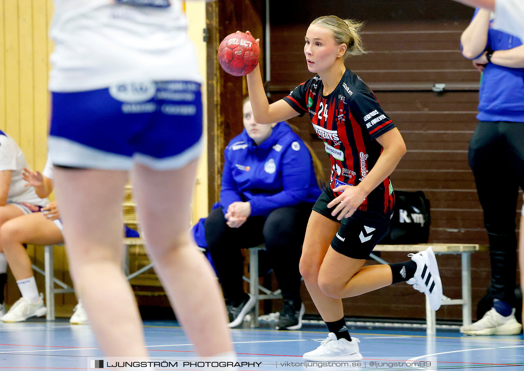 HK Country-Alingsås HK B 21-16,dam,Arena Skövde,Skövde,Sverige,Handboll,,2024,326620