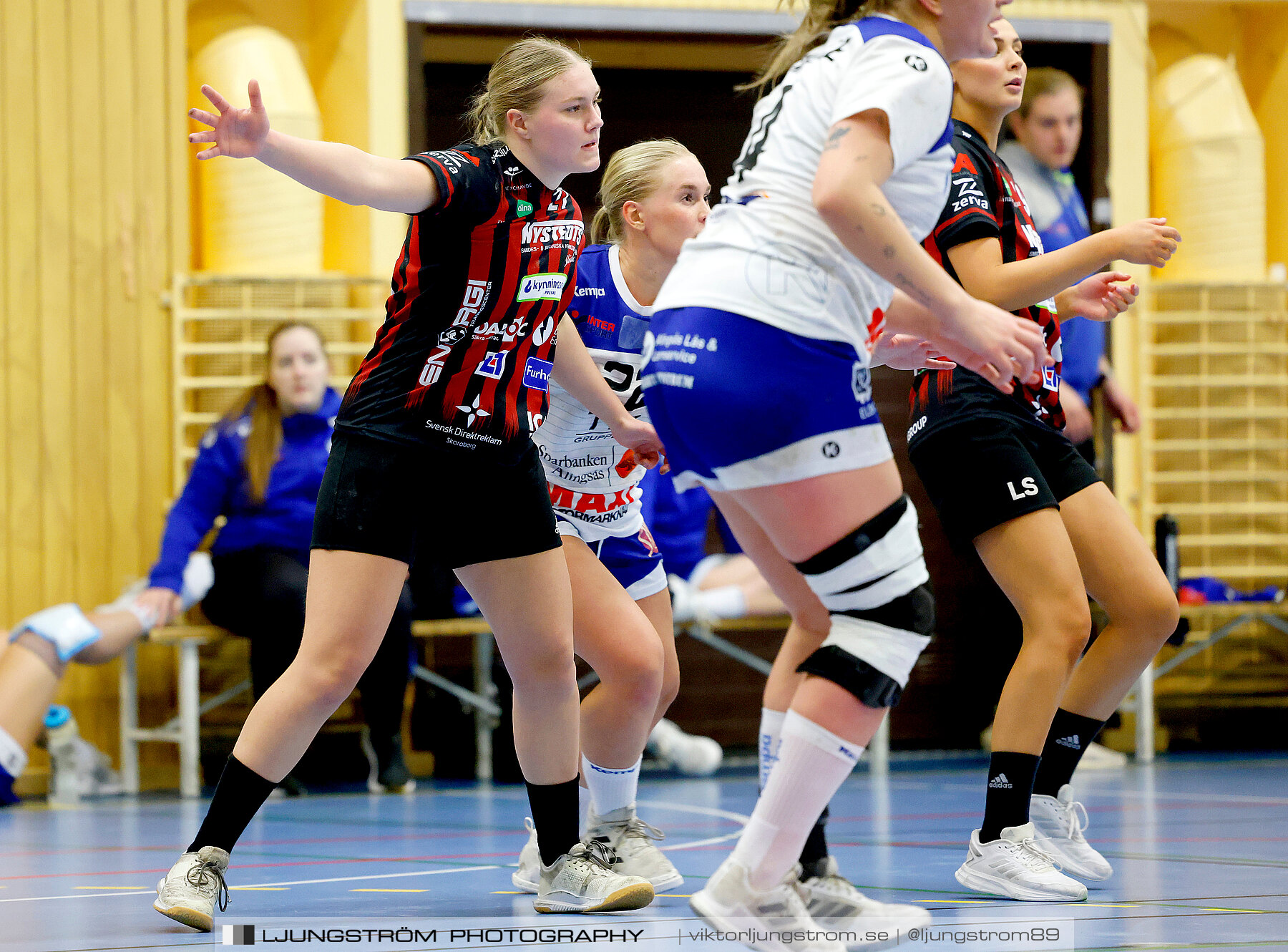 HK Country-Alingsås HK B 21-16,dam,Arena Skövde,Skövde,Sverige,Handboll,,2024,326833