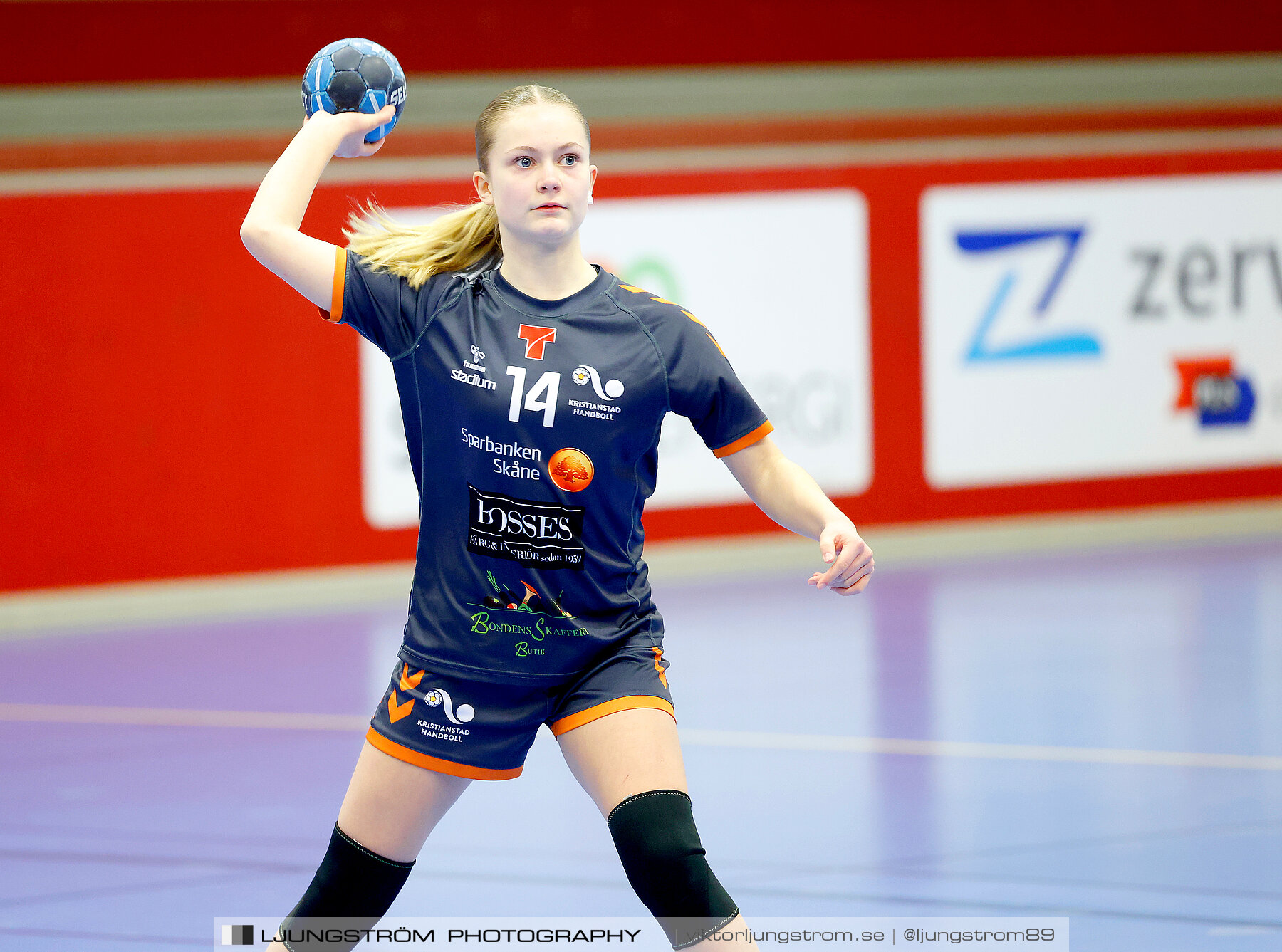 USM F14 Steg 3A Skövde HF Vit-Kristianstad HK 17-18,dam,Skövde Idrottshall,Skövde,Sverige,Ungdoms-SM,Handboll,2024,329465