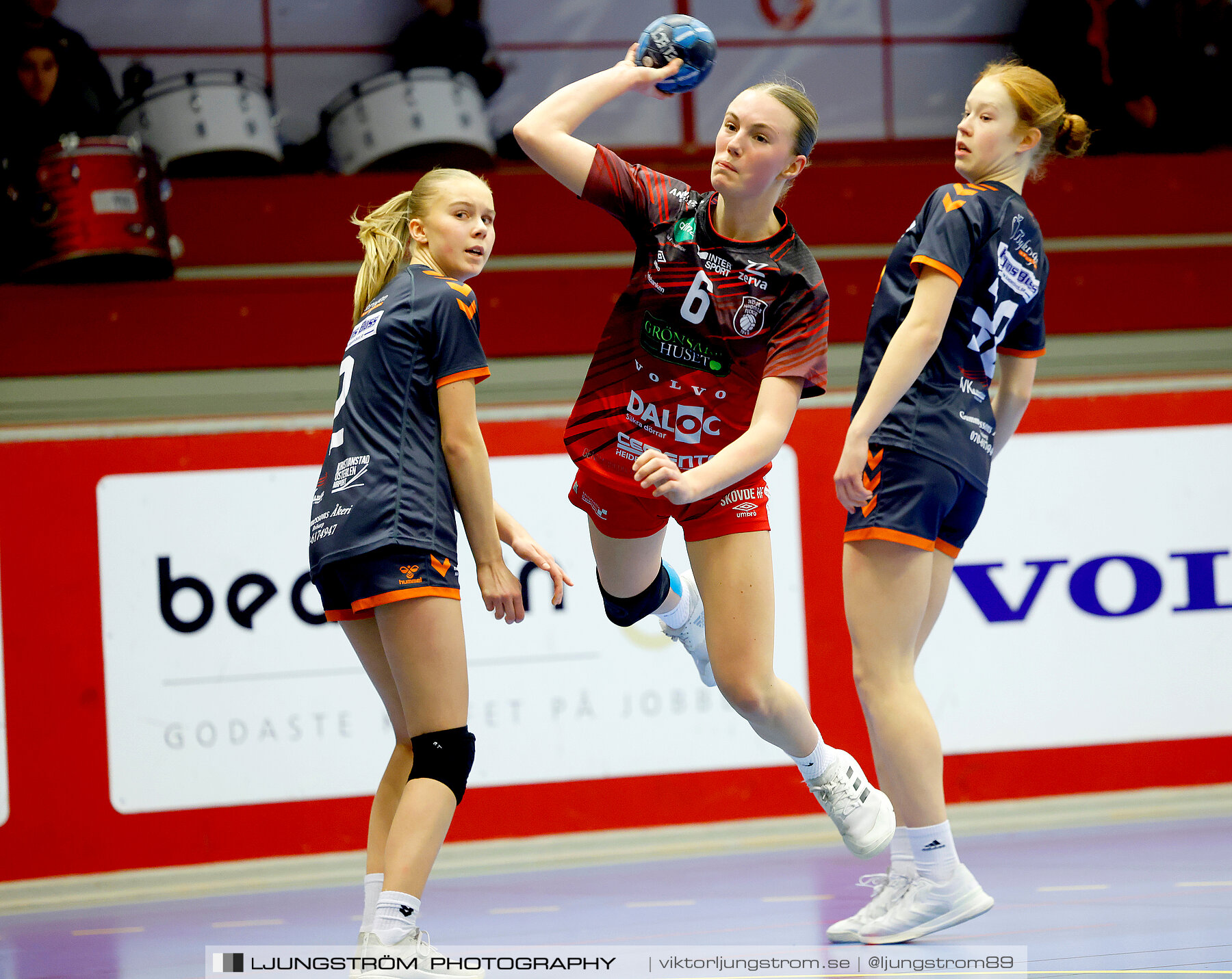 USM F14 Steg 3A Skövde HF Vit-Kristianstad HK 17-18,dam,Skövde Idrottshall,Skövde,Sverige,Ungdoms-SM,Handboll,2024,329596