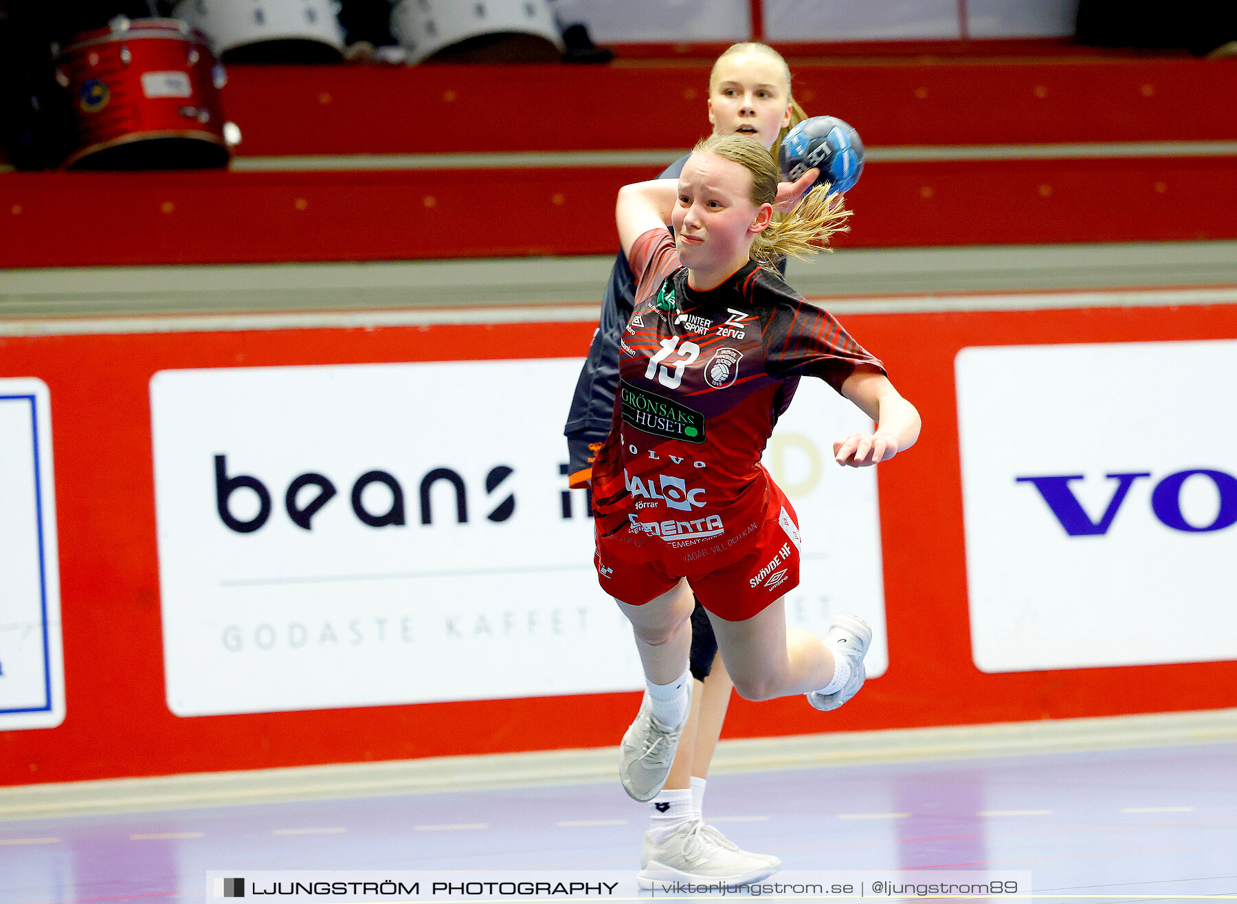 USM F14 Steg 3A Skövde HF Vit-Kristianstad HK 17-18,dam,Skövde Idrottshall,Skövde,Sverige,Ungdoms-SM,Handboll,2024,329613