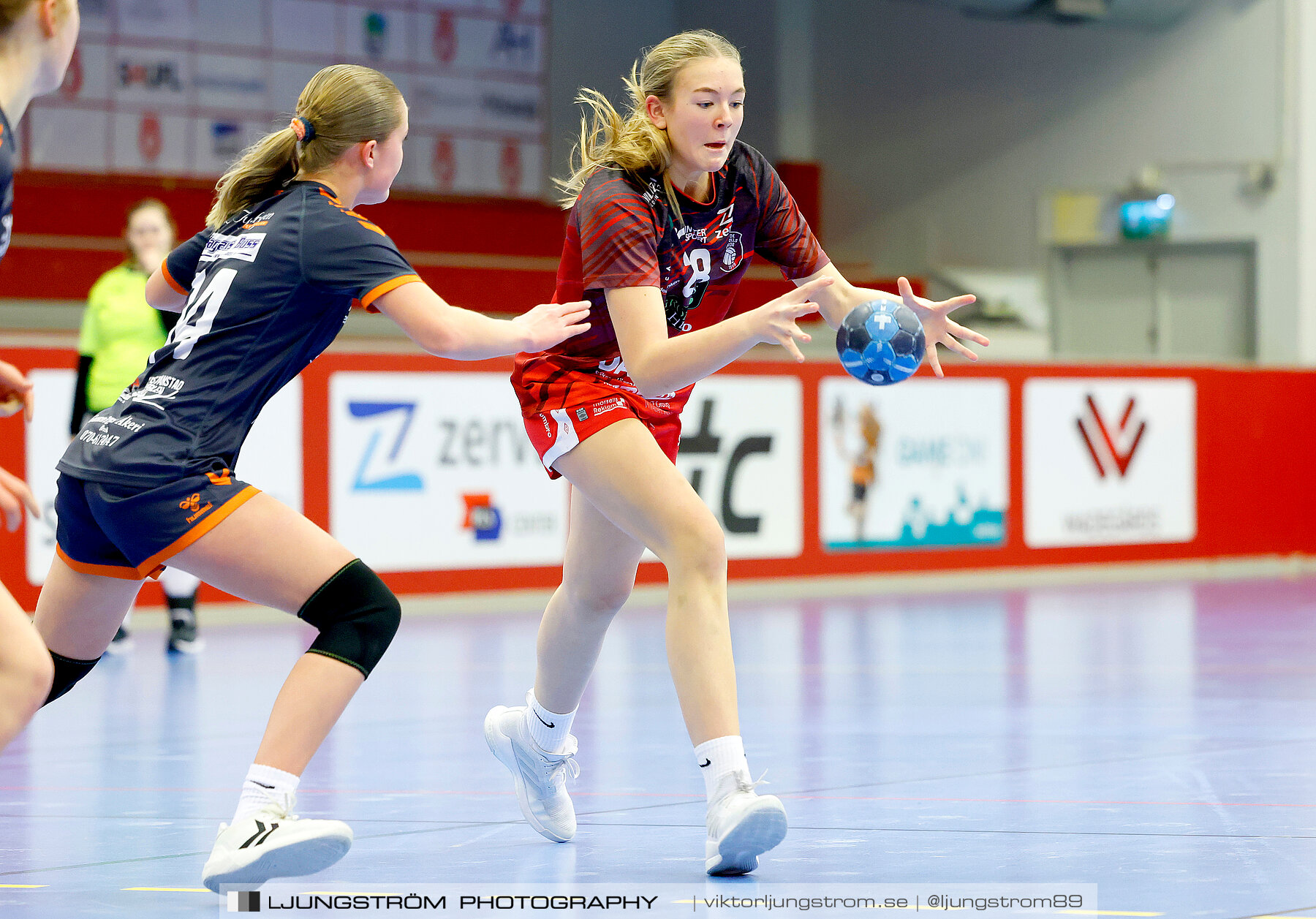 USM F14 Steg 3A Skövde HF Vit-Kristianstad HK 17-18,dam,Skövde Idrottshall,Skövde,Sverige,Ungdoms-SM,Handboll,2024,329623