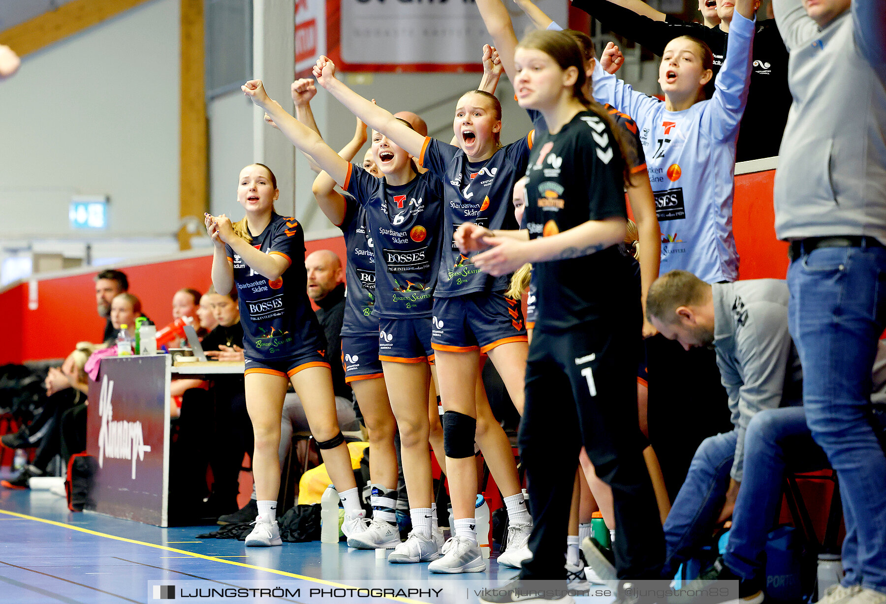 USM F14 Steg 3A Skövde HF Vit-Kristianstad HK 17-18,dam,Skövde Idrottshall,Skövde,Sverige,Ungdoms-SM,Handboll,2024,329632