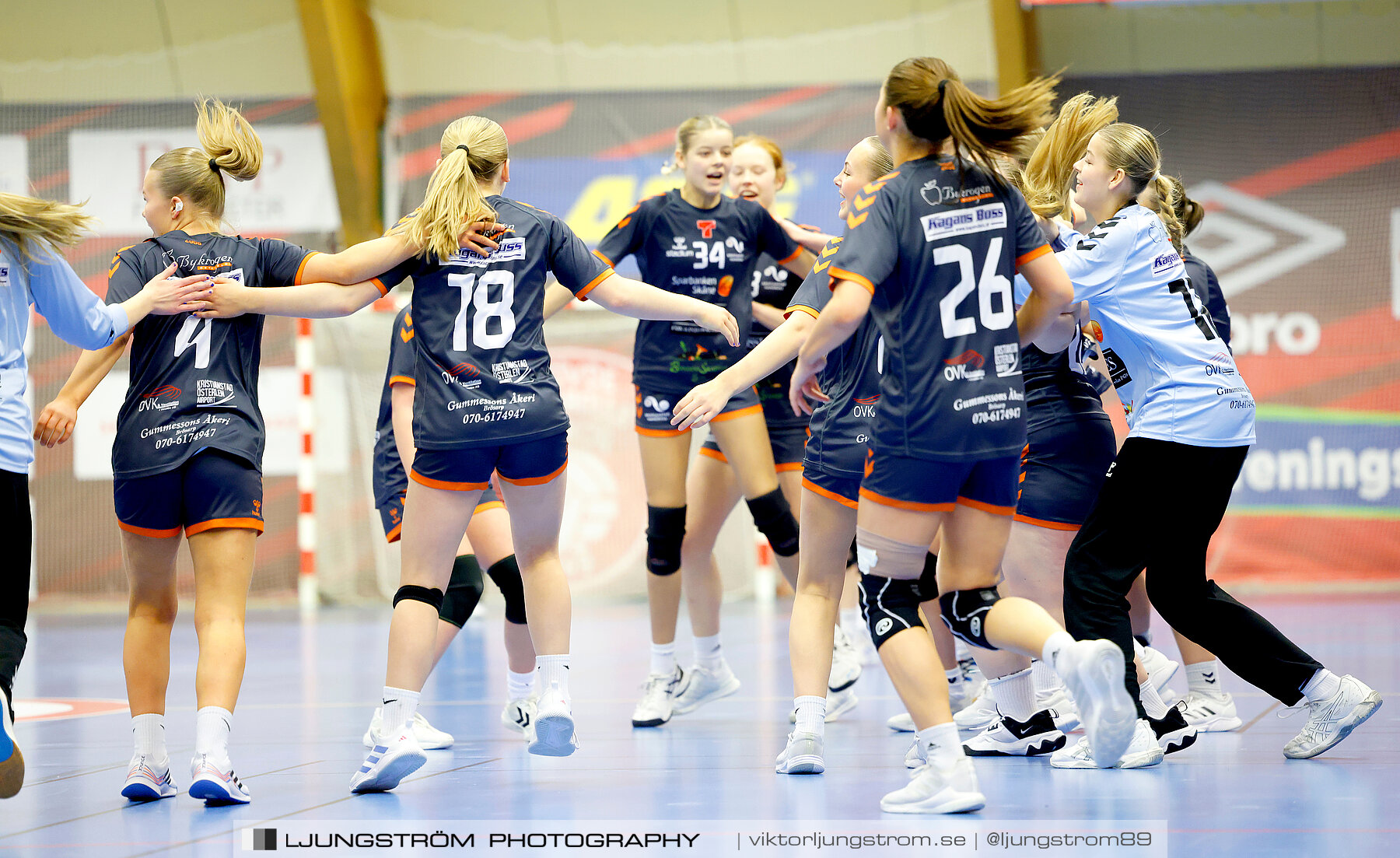 USM F14 Steg 3A Skövde HF Vit-Kristianstad HK 17-18,dam,Skövde Idrottshall,Skövde,Sverige,Ungdoms-SM,Handboll,2024,329704