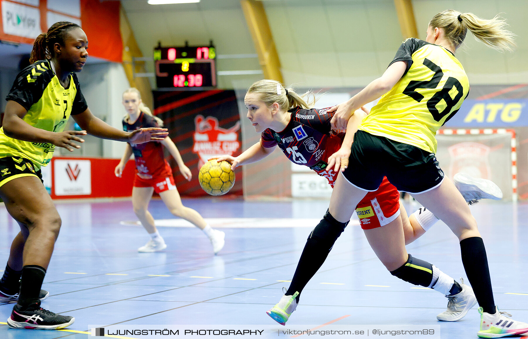 USM F18 Steg 4 Skövde HF-Kärra HF 13-23,dam,Skövde Idrottshall,Skövde,Sverige,Ungdoms-SM,Handboll,2024,332166