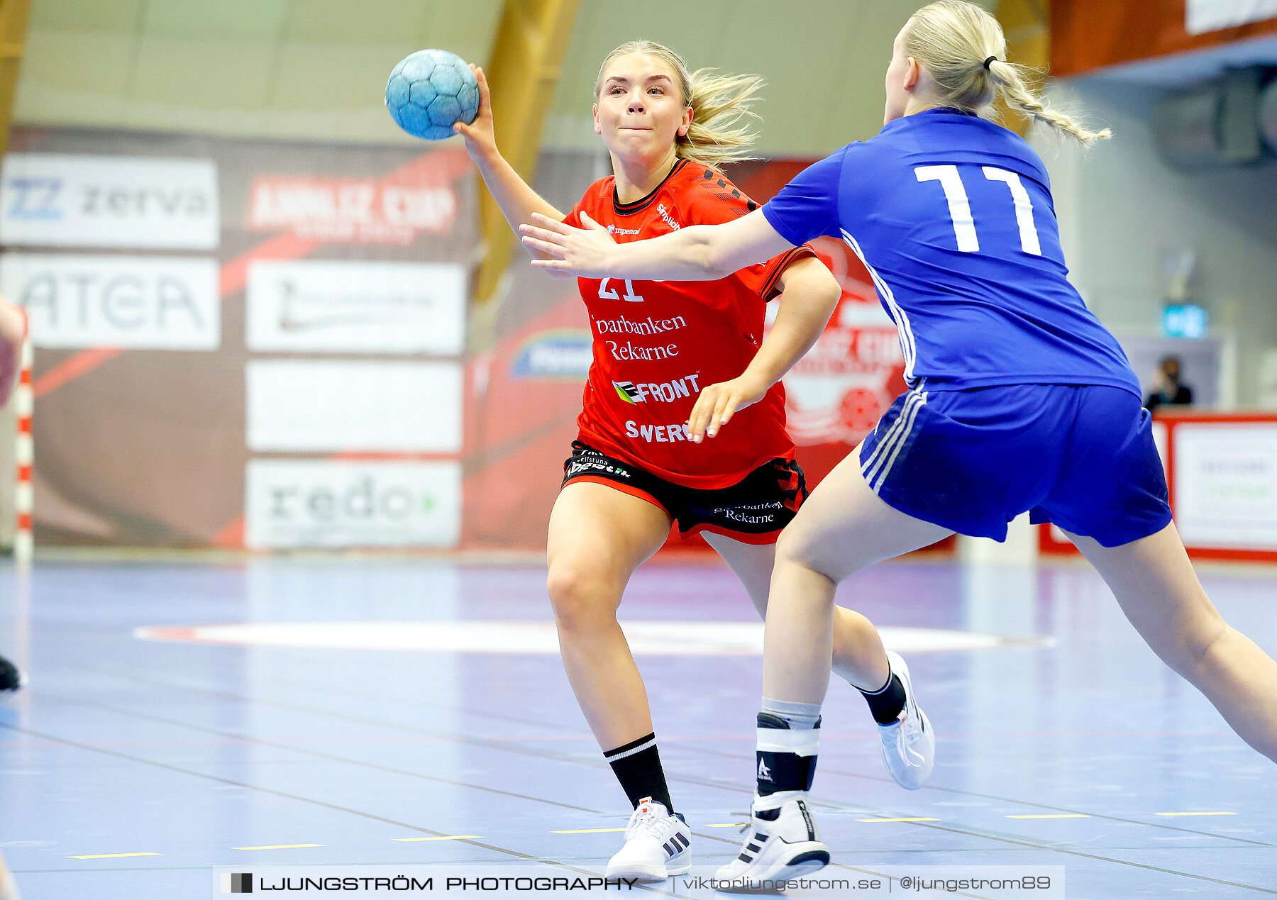 USM F18 Steg 4 Eskilstuna Guif IF-Huddinge HK 18-22,dam,Skövde Idrottshall,Skövde,Sverige,Ungdoms-SM,Handboll,2024,332300