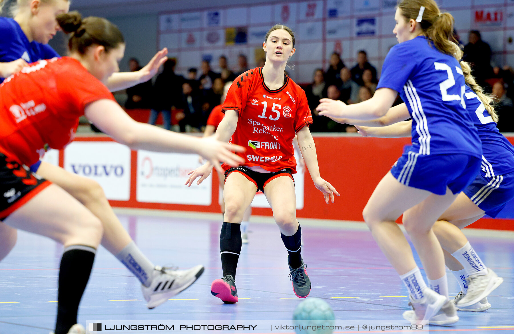 USM F18 Steg 4 Eskilstuna Guif IF-Huddinge HK 18-22,dam,Skövde Idrottshall,Skövde,Sverige,Ungdoms-SM,Handboll,2024,332302