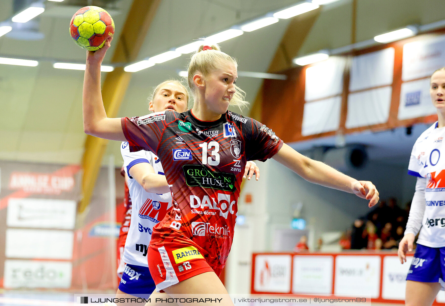 Skövde HF-IF Hallby HK 36-40,dam,Skövde Idrottshall,Skövde,Sverige,Handboll,,2024,332641