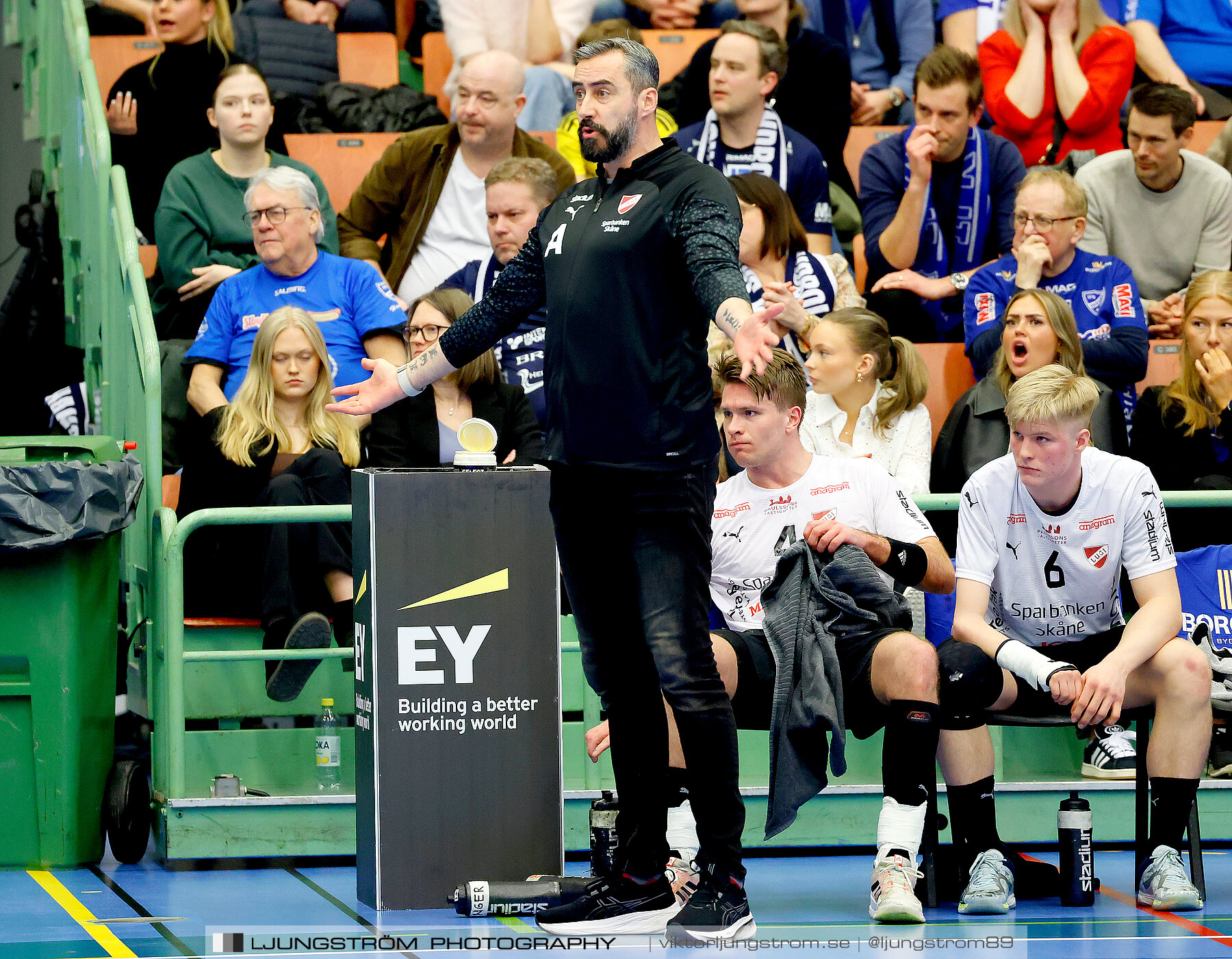 IFK Skövde HK-Lugi HF 33-32,herr,Arena Skövde,Skövde,Sverige,Handboll,,2024,334690