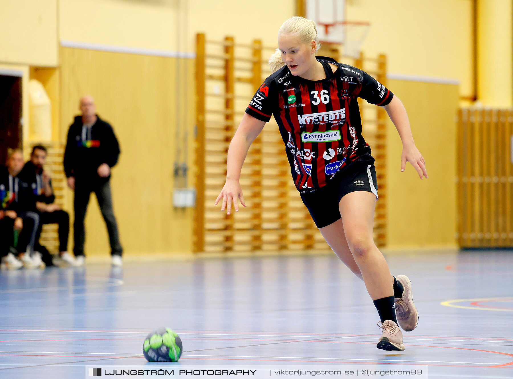 HK Country-HP Alingsås Kval till division 2 1/2 22-35,dam,Arena Skövde,Skövde,Sverige,Handboll,,2024,335030