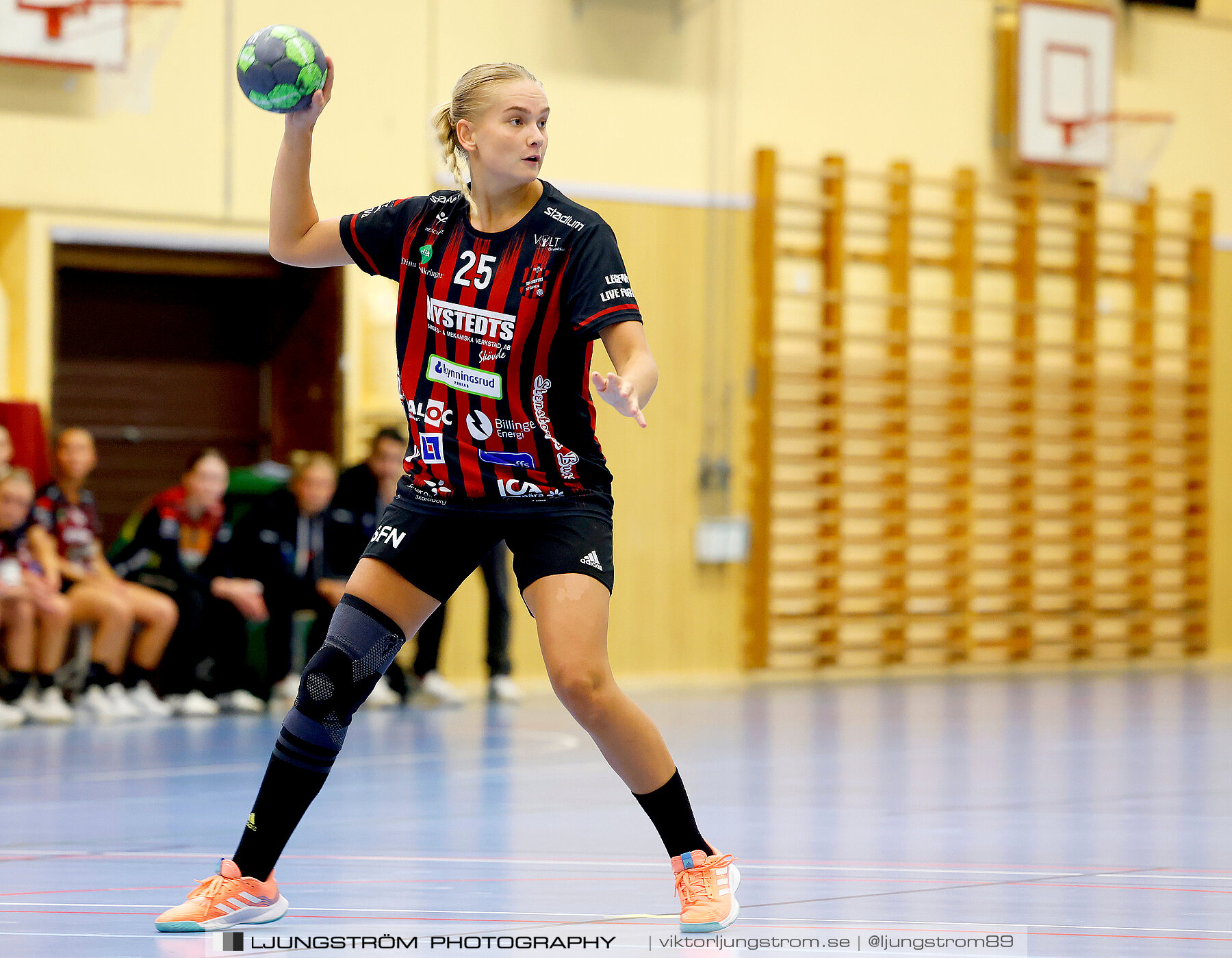 HK Country-HP Alingsås Kval till division 2 1/2 22-35,dam,Arena Skövde,Skövde,Sverige,Handboll,,2024,335055