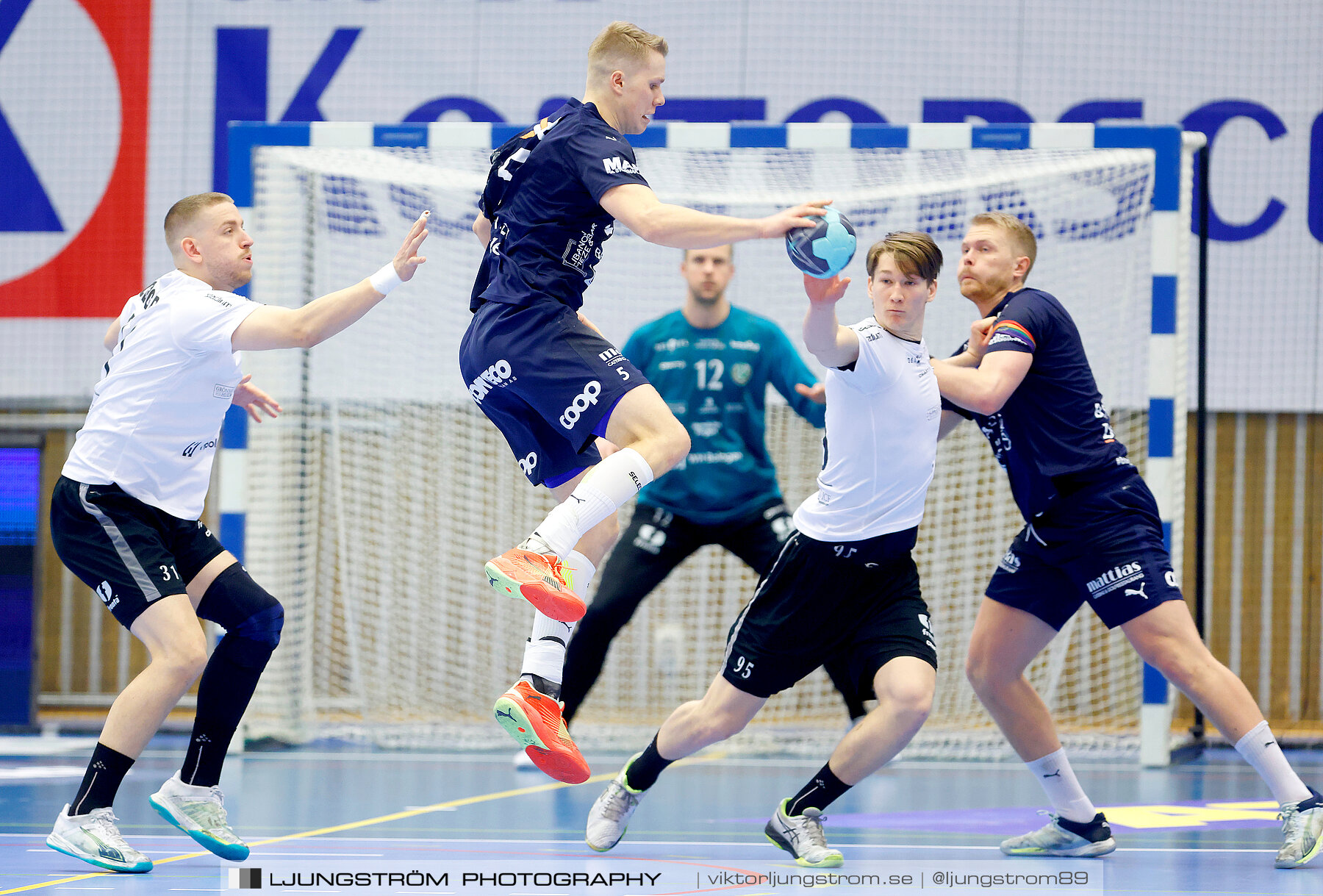 IFK Skövde HK-Önnereds HK 1/4-final 1 28-27,herr,Arena Skövde,Skövde,Sverige,Handboll,,2024,335239