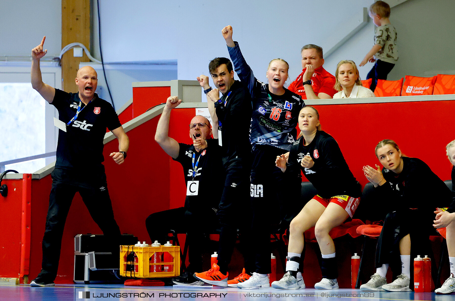 Skövde HF-Skuru IK 1/4-final 2 31-21,dam,Skövde Idrottshall,Skövde,Sverige,Handboll,,2024,336147