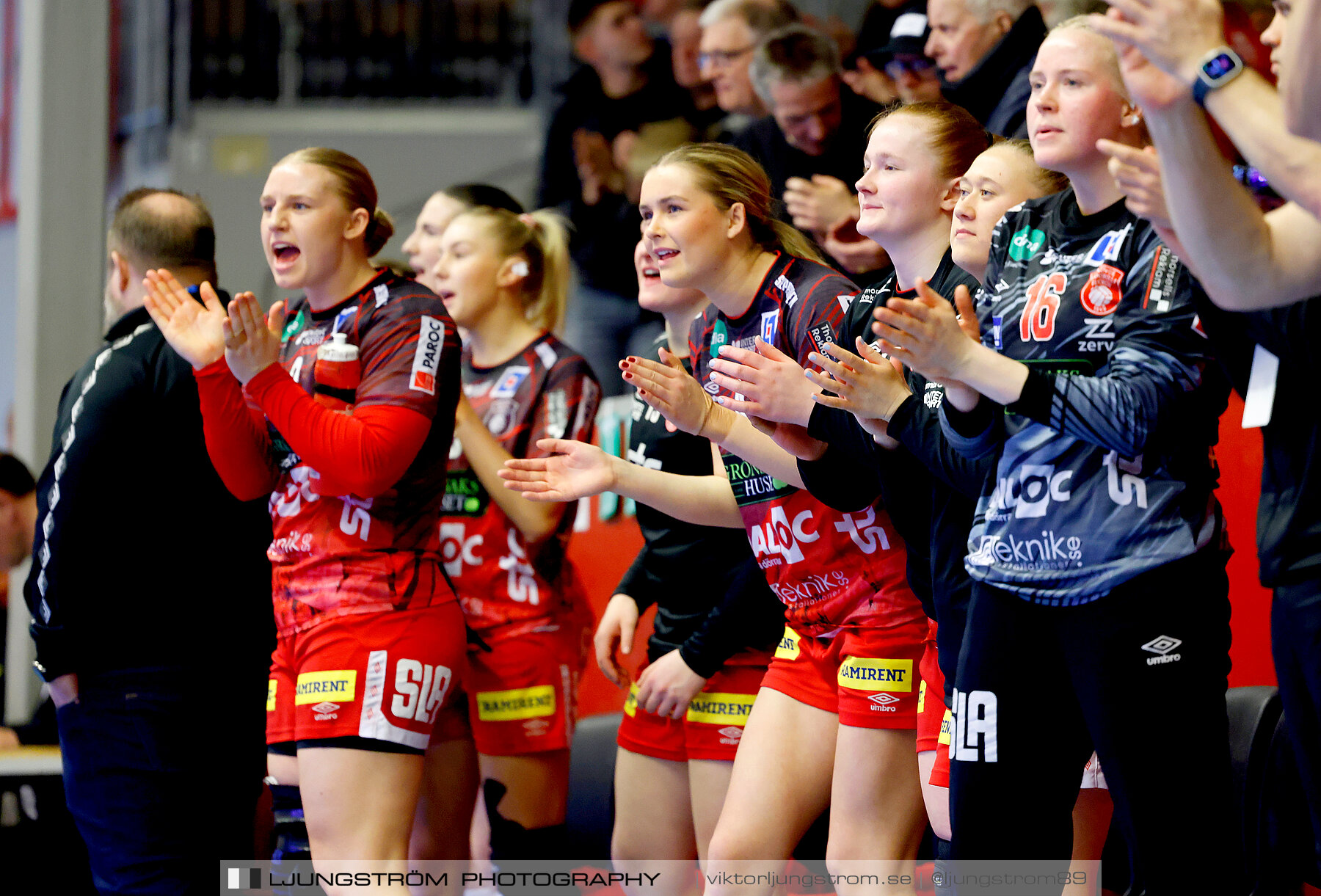 Skövde HF-Skuru IK 1/4-final 2 31-21,dam,Skövde Idrottshall,Skövde,Sverige,Handboll,,2024,336325