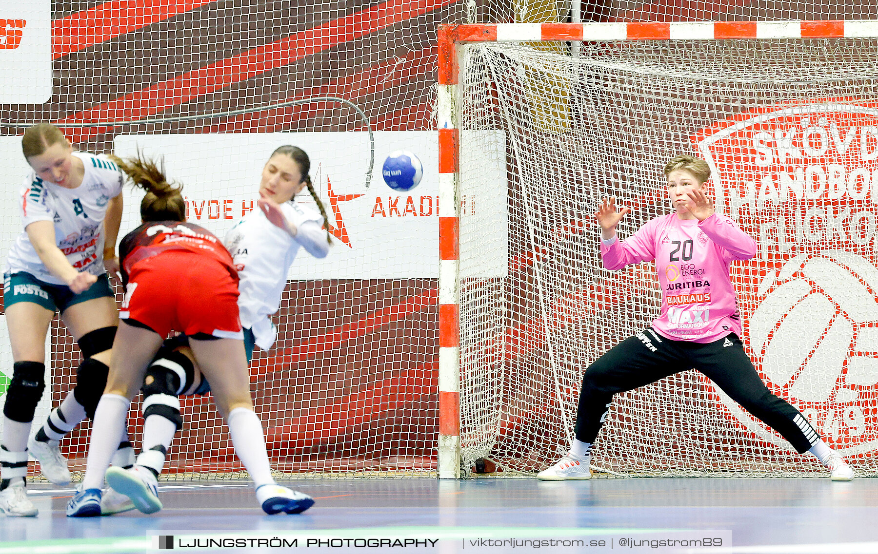 Skövde HF-Skuru IK 1/4-final 2 31-21,dam,Skövde Idrottshall,Skövde,Sverige,Handboll,,2024,336343