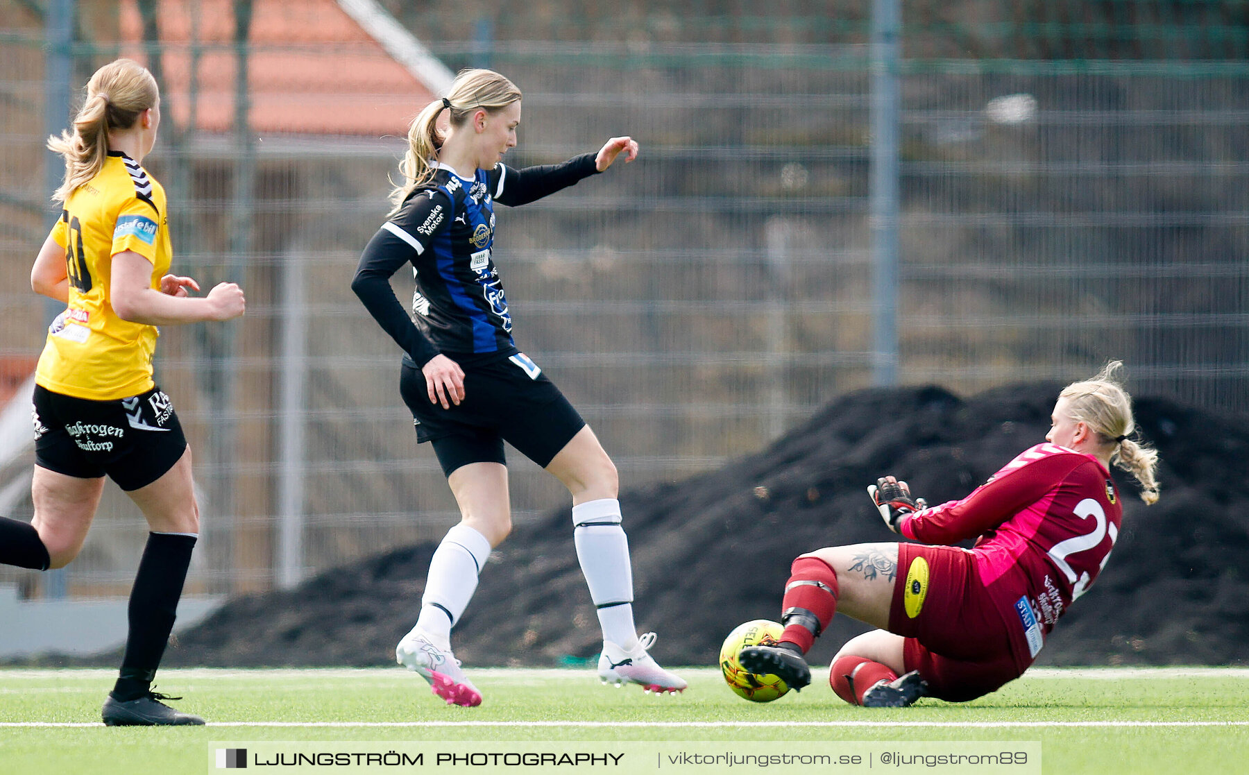 Skultorps IF U-Skövde KIK 0-3,dam,Södermalms IP,Skövde,Sverige,Fotboll,,2024,337662