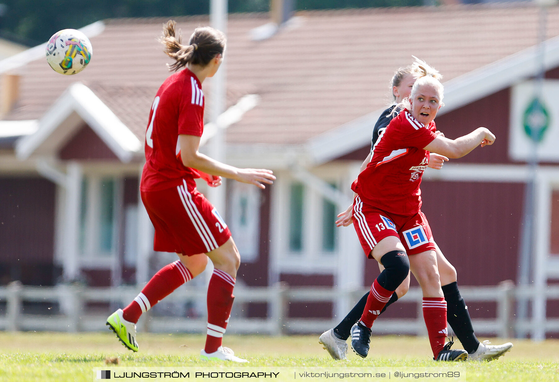 Skövde KIK-Mariestads BoIS FF 4-2,dam,Lillegårdens IP,Skövde,Sverige,Fotboll,,2024,337910