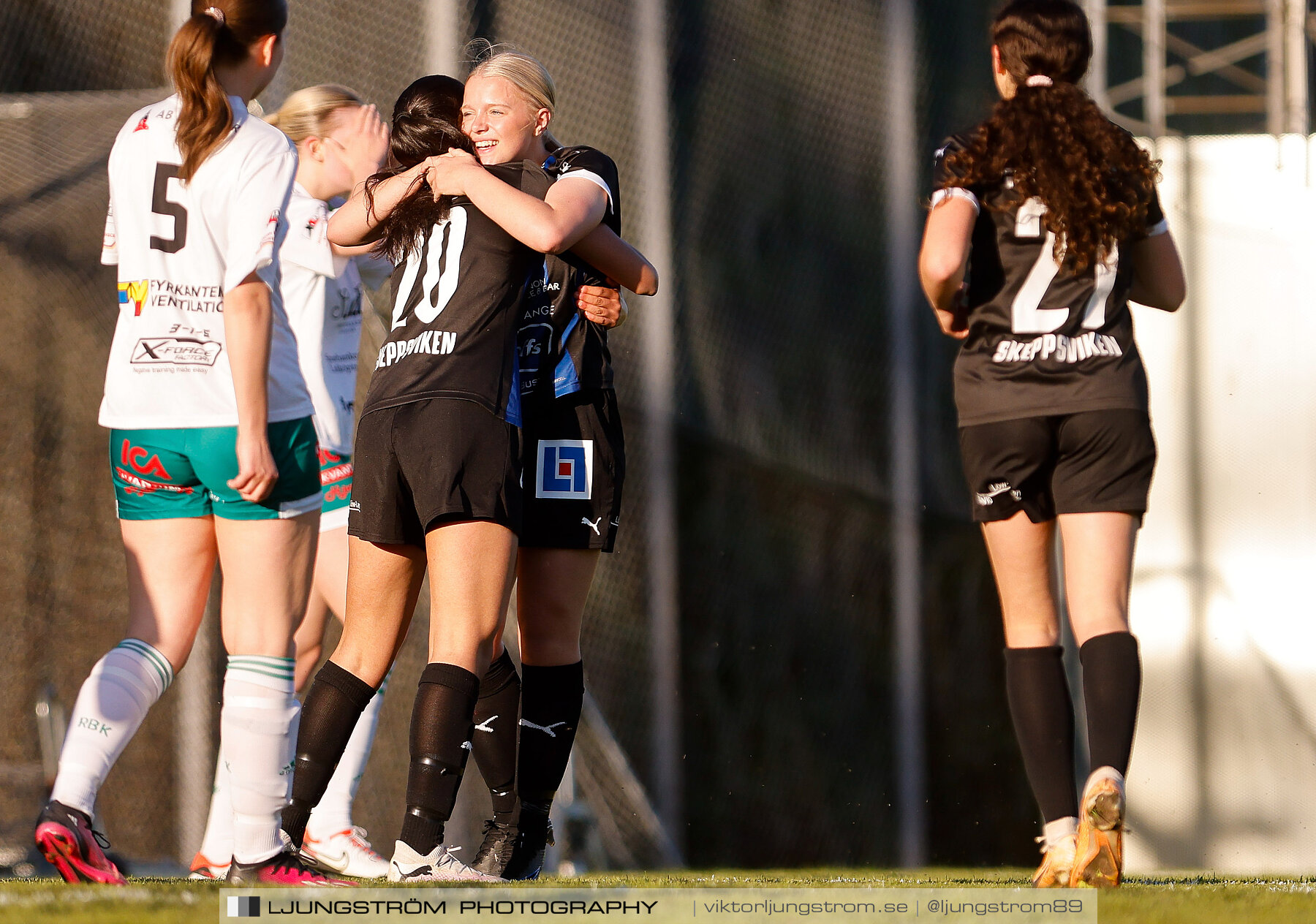 Skövde KIK-Råda BK U 7-0,dam,Lillegårdens IP,Skövde,Sverige,Fotboll,,2024,338176