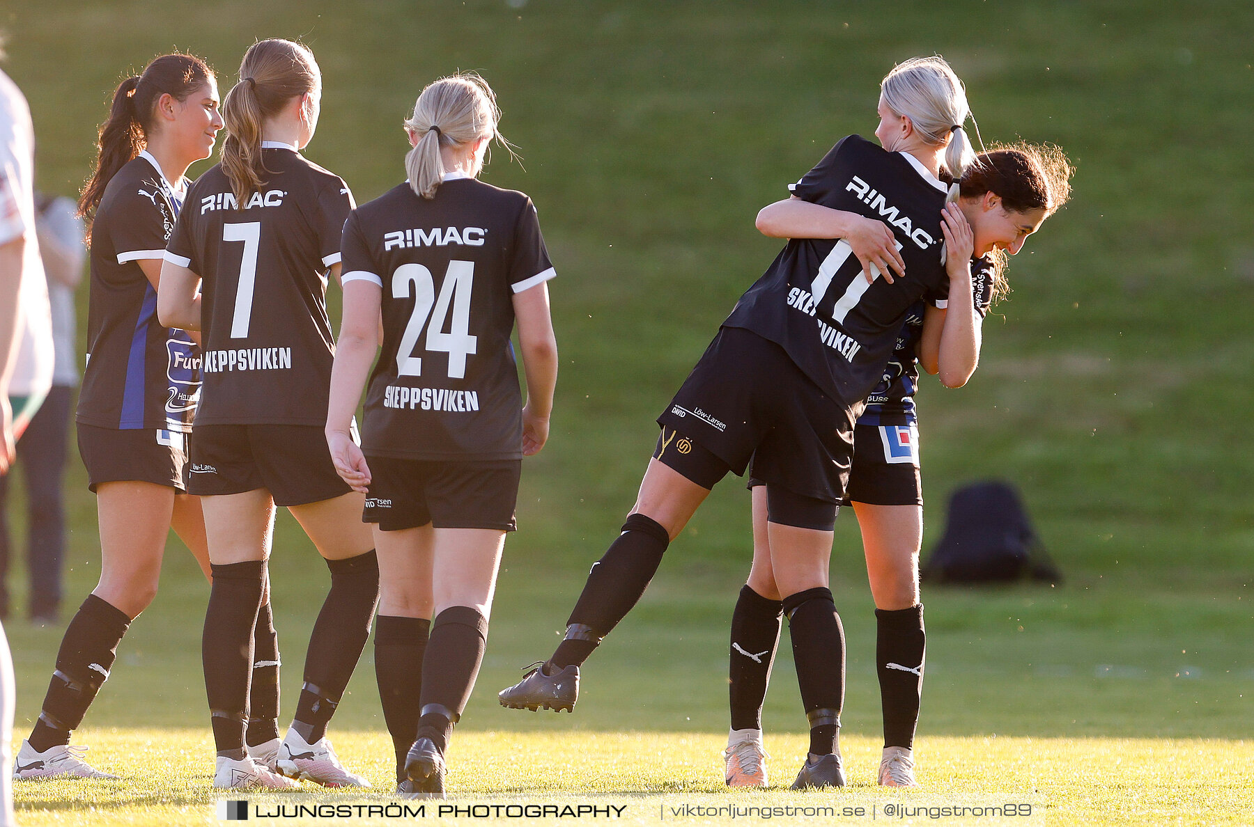 Skövde KIK-Råda BK U 7-0,dam,Lillegårdens IP,Skövde,Sverige,Fotboll,,2024,338263