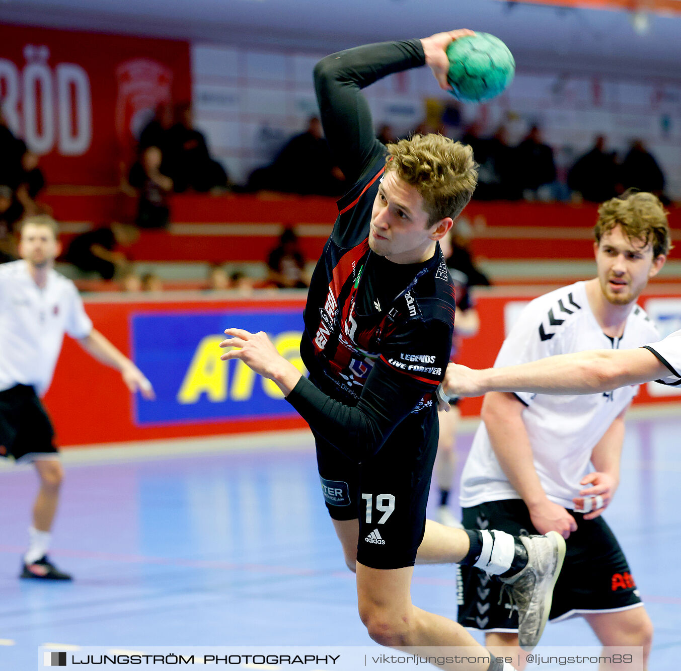 HK Country-IK Lågan 32-36,herr,Skövde Idrottshall,Skövde,Sverige,Handboll,,2024,339996