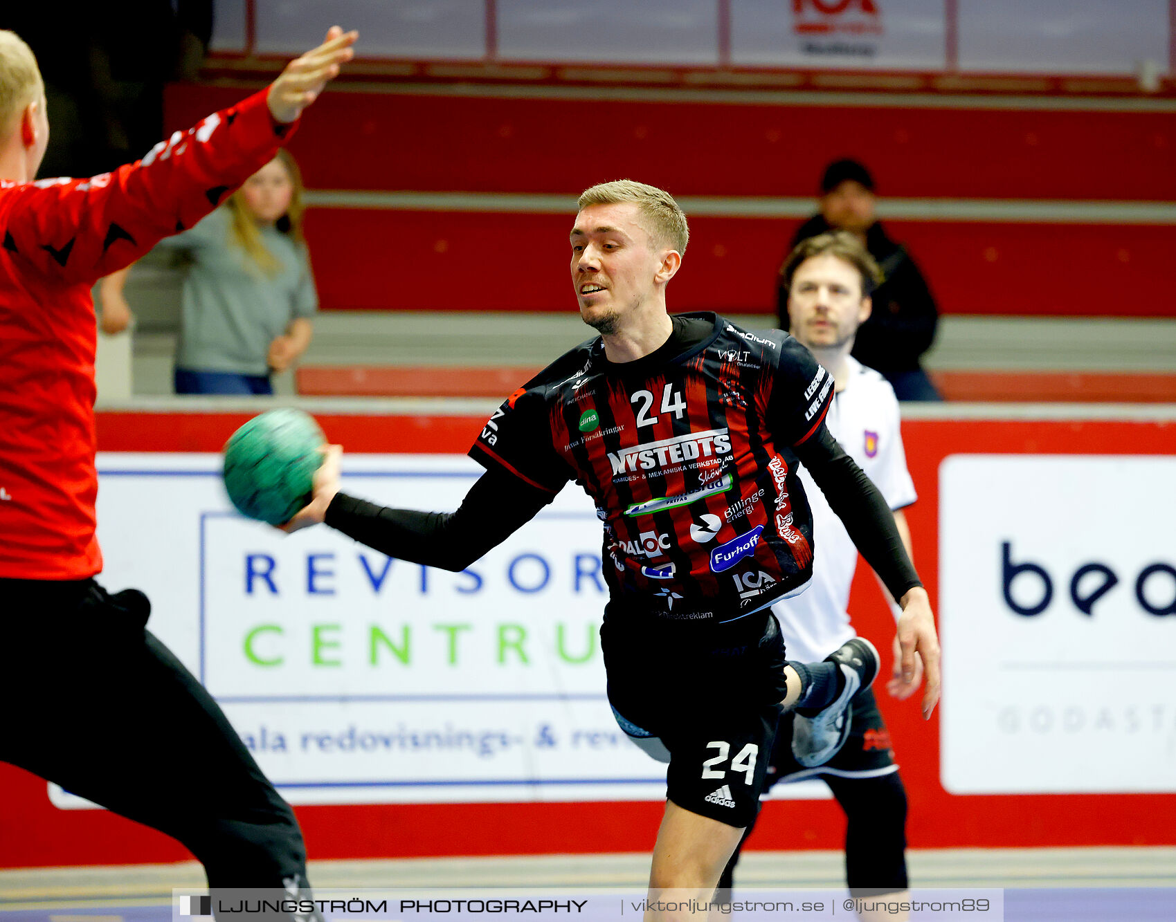 HK Country-IK Lågan 32-36,herr,Skövde Idrottshall,Skövde,Sverige,Handboll,,2024,340007