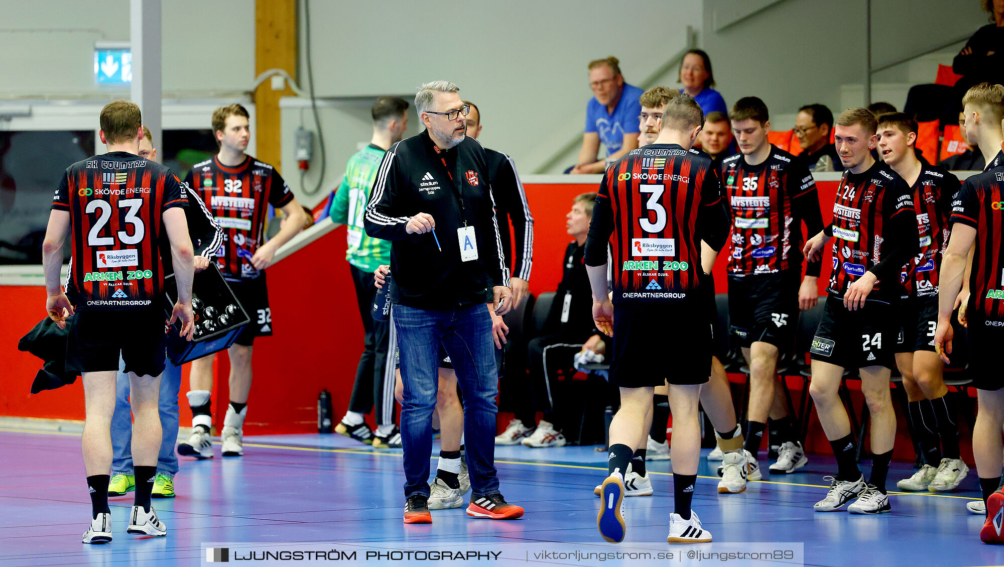 HK Country-IK Lågan 32-36,herr,Skövde Idrottshall,Skövde,Sverige,Handboll,,2024,340024