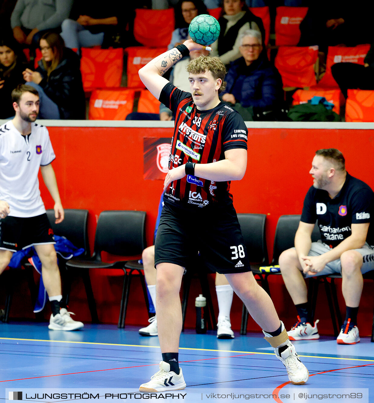 HK Country-IK Lågan 32-36,herr,Skövde Idrottshall,Skövde,Sverige,Handboll,,2024,340075