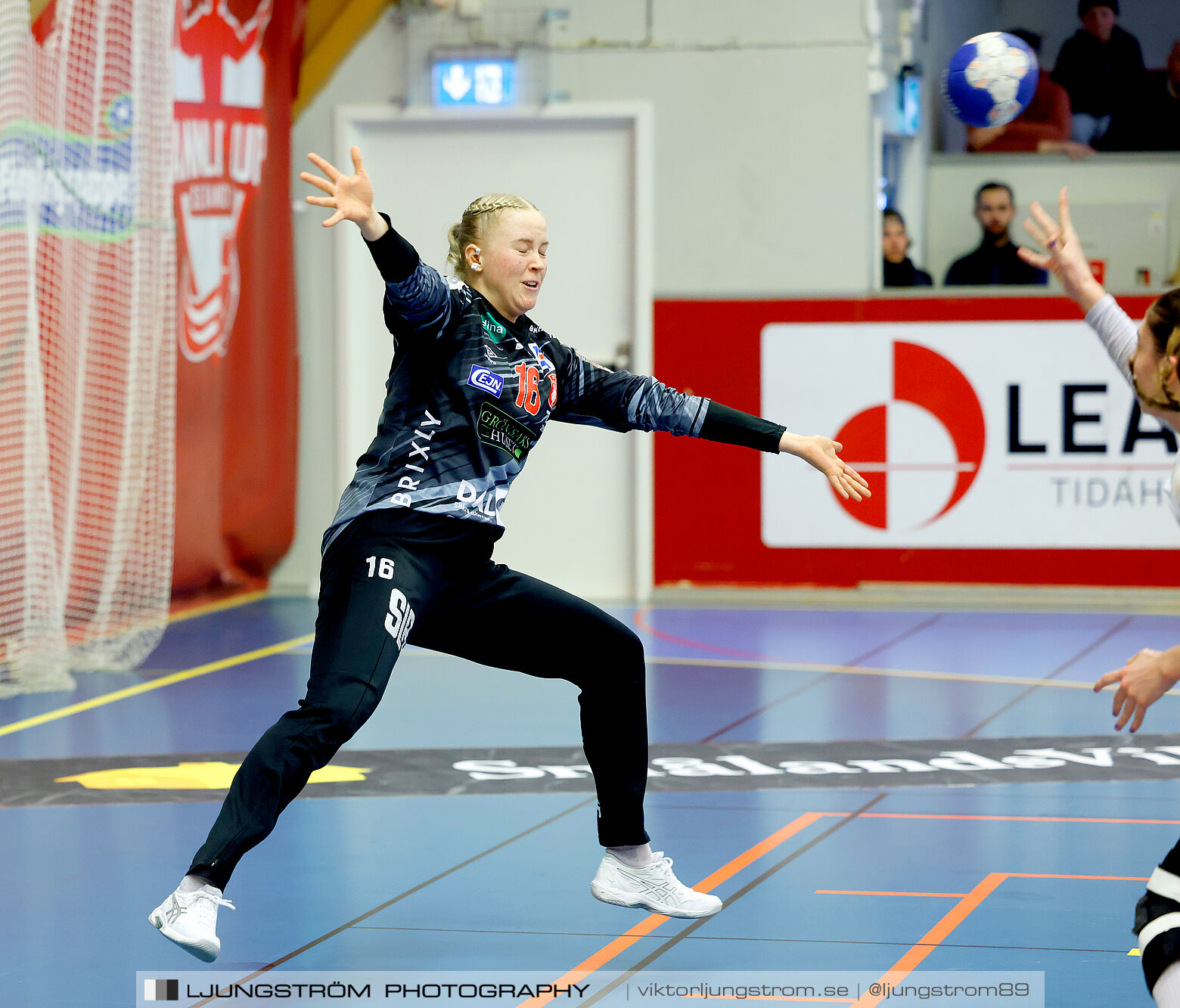 Skövde HF-Skuru IK 1/4-final 4 30-34,dam,Skövde Idrottshall,Skövde,Sverige,Handboll,,2024,340184