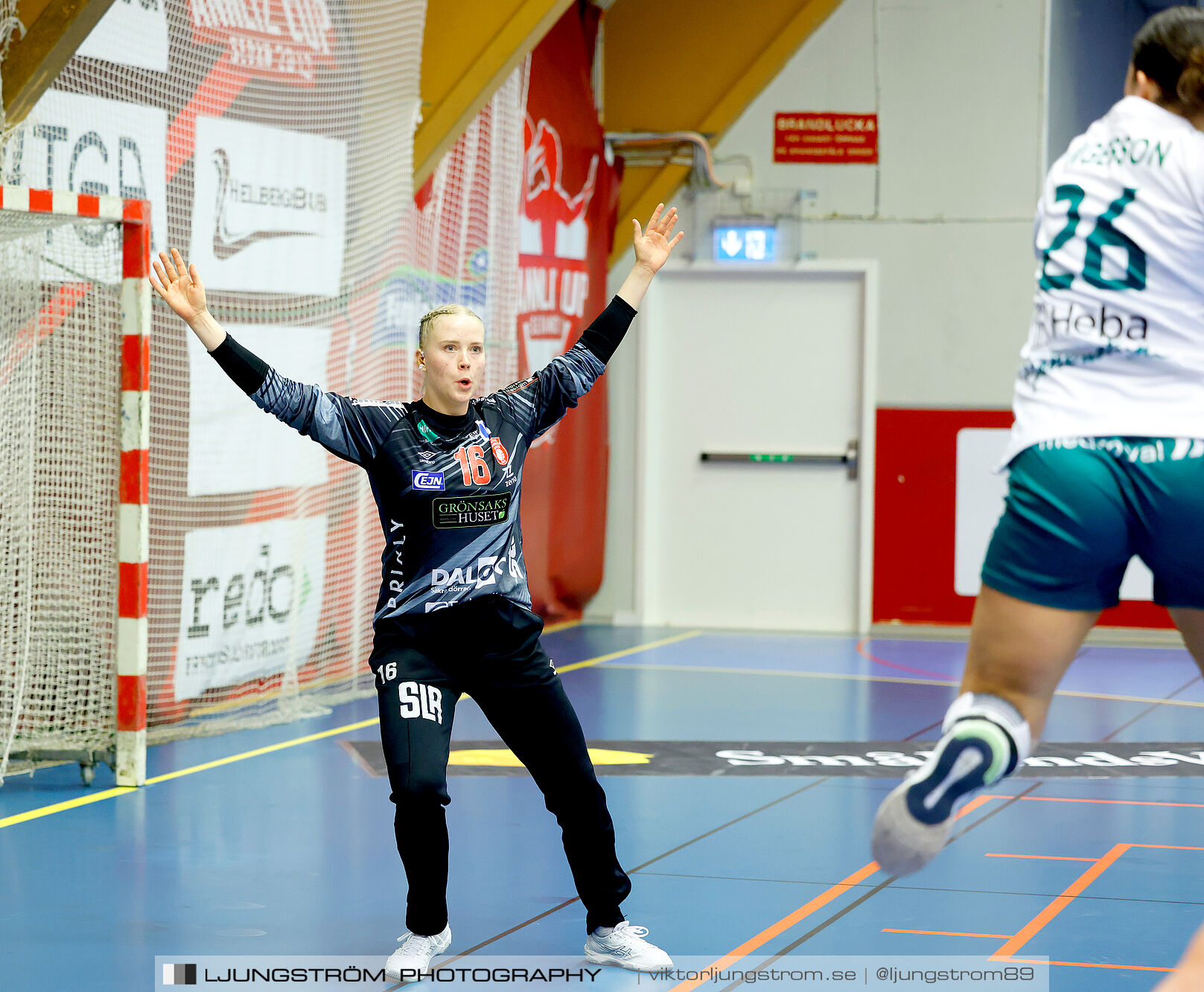 Skövde HF-Skuru IK 1/4-final 4 30-34,dam,Skövde Idrottshall,Skövde,Sverige,Handboll,,2024,340185