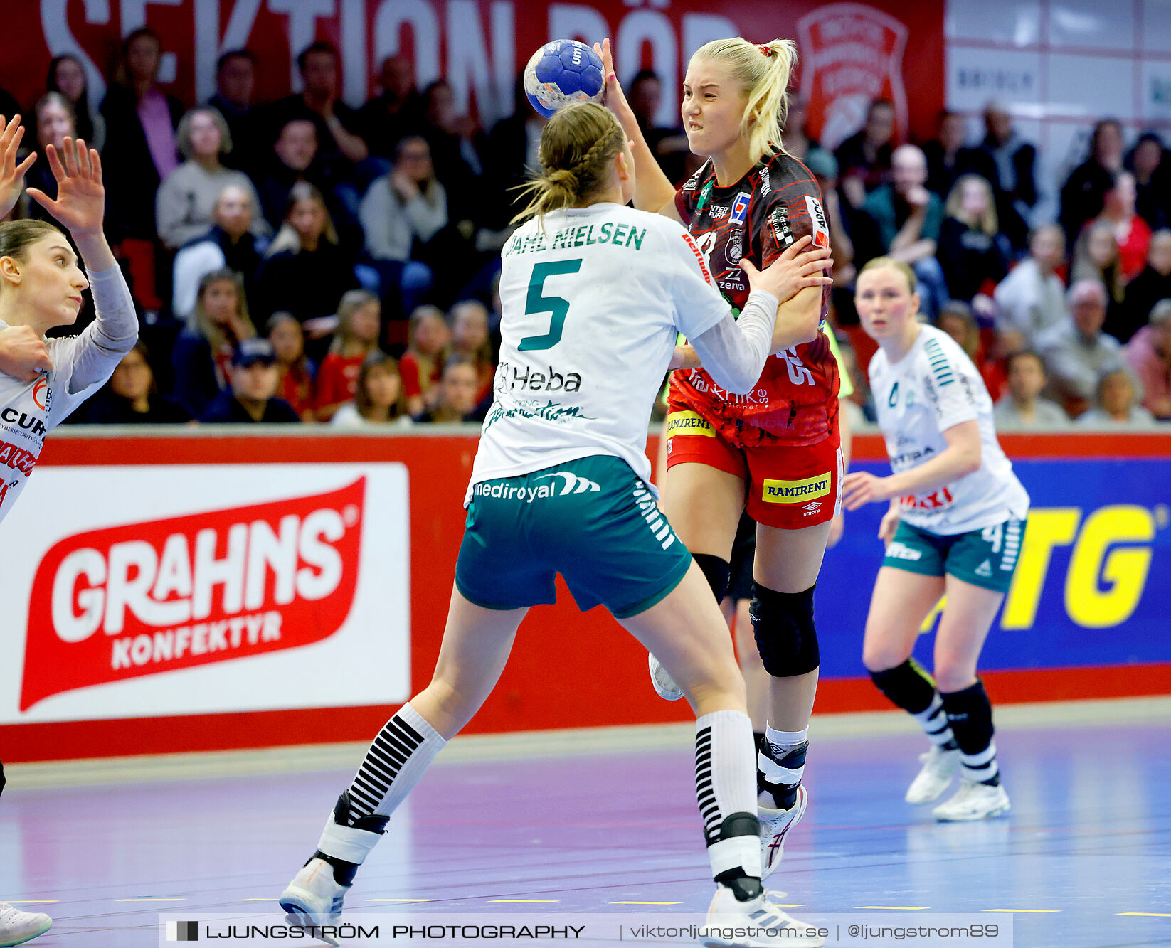 Skövde HF-Skuru IK 1/4-final 4 30-34,dam,Skövde Idrottshall,Skövde,Sverige,Handboll,,2024,340392