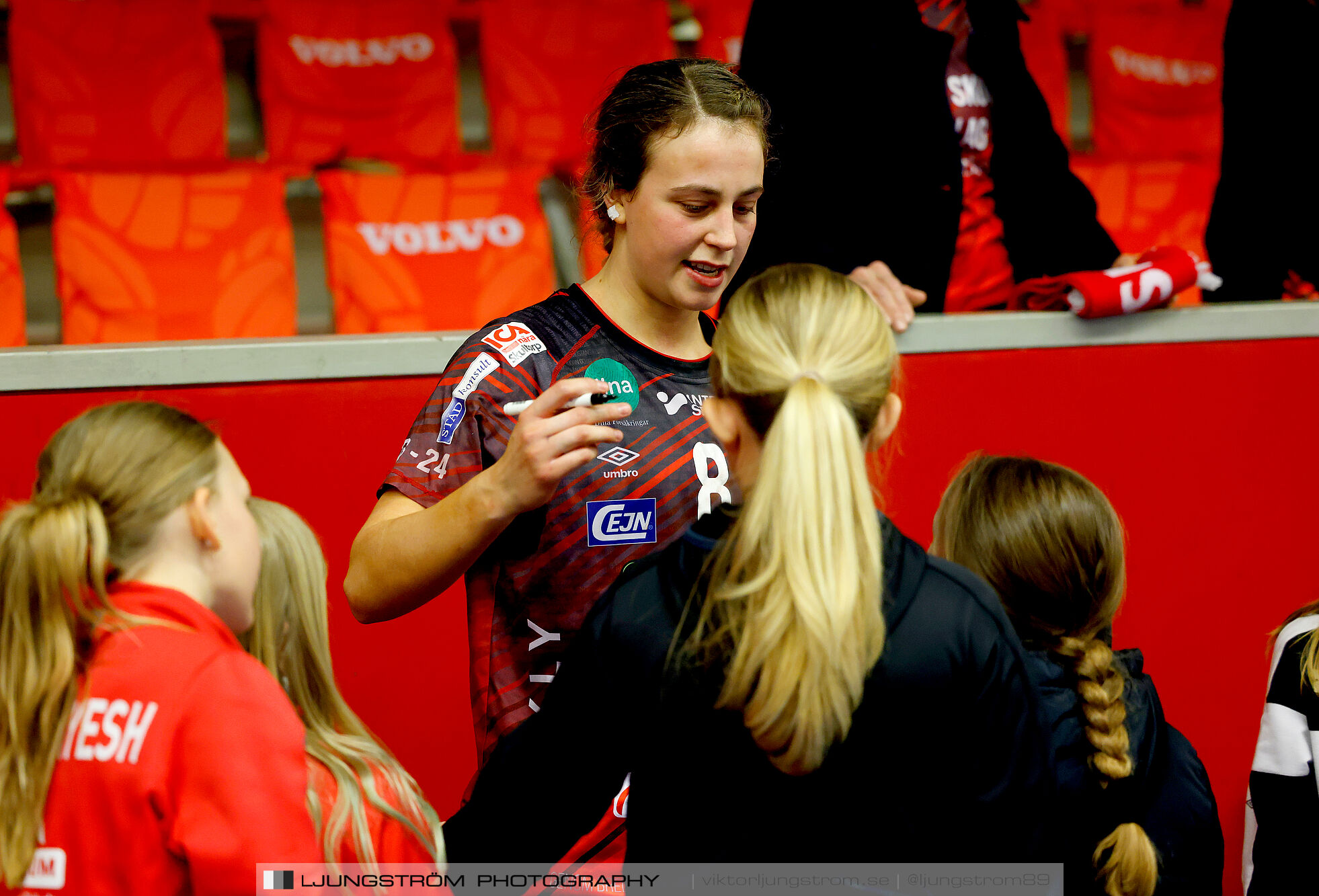 Skövde HF-Skuru IK 1/4-final 4 30-34,dam,Skövde Idrottshall,Skövde,Sverige,Handboll,,2024,340525