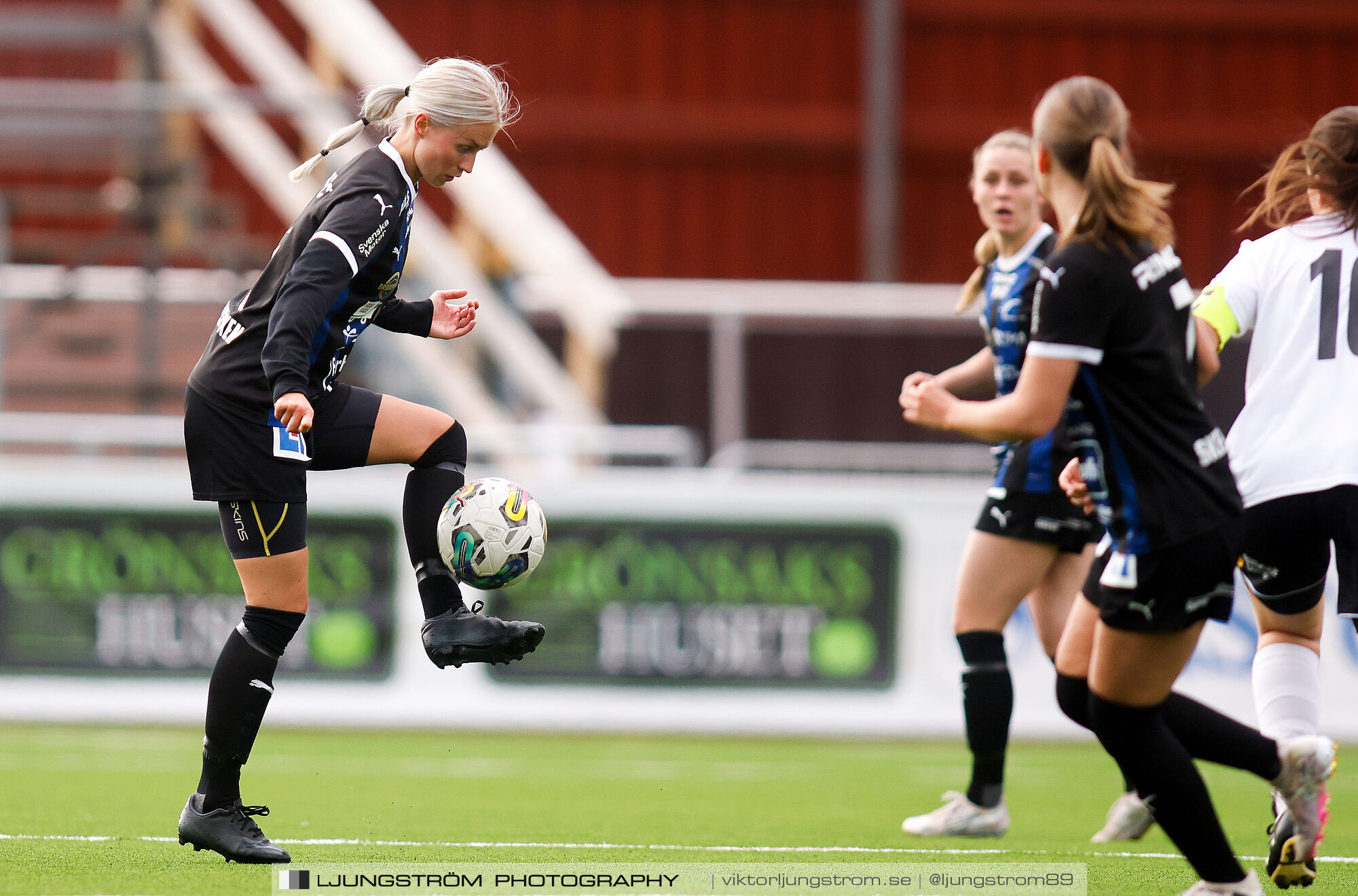 Skövde KIK-Ulvåkers IF 3-0,dam,Södermalms IP,Skövde,Sverige,Fotboll,,2024,340564