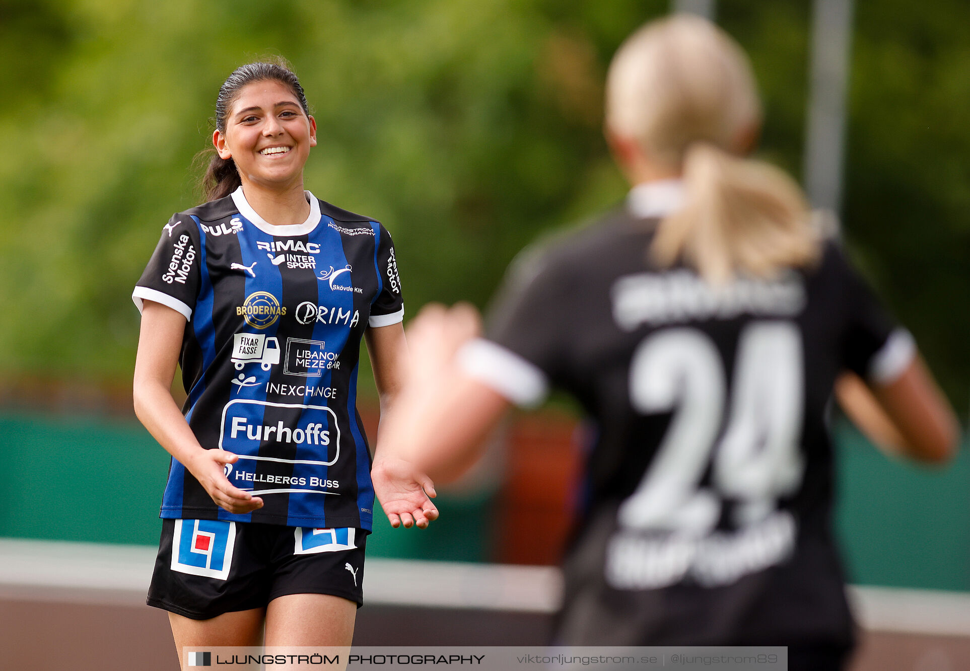 Skövde KIK-Ulvåkers IF 3-0,dam,Södermalms IP,Skövde,Sverige,Fotboll,,2024,340635