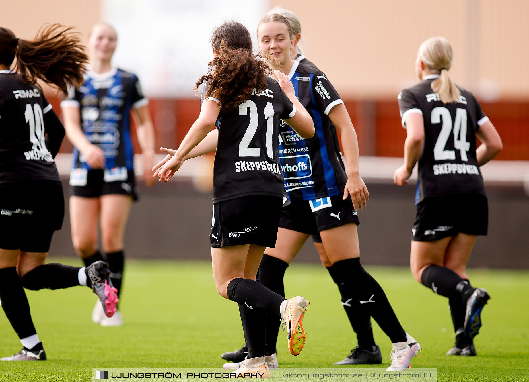 Skövde KIK-Ulvåkers IF 3-0,dam,Södermalms IP,Skövde,Sverige,Fotboll,,2024,340651